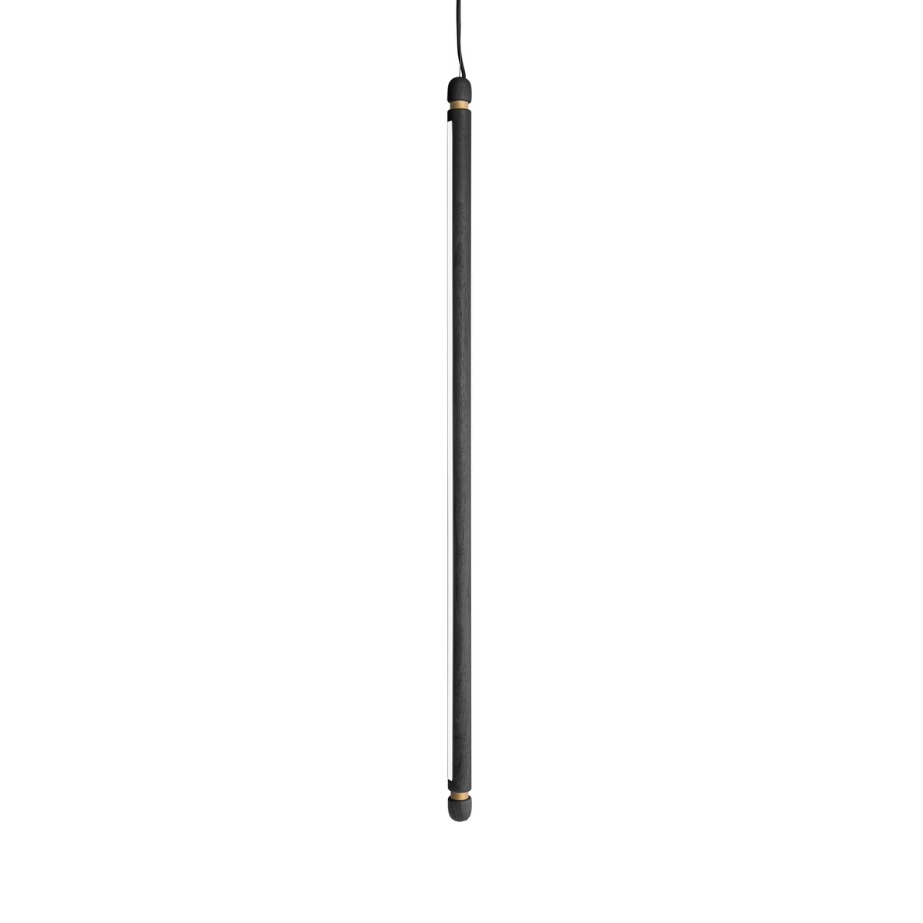 Závěsná lampa LINEA V černé jasanové dřevo s mosazným povrchem