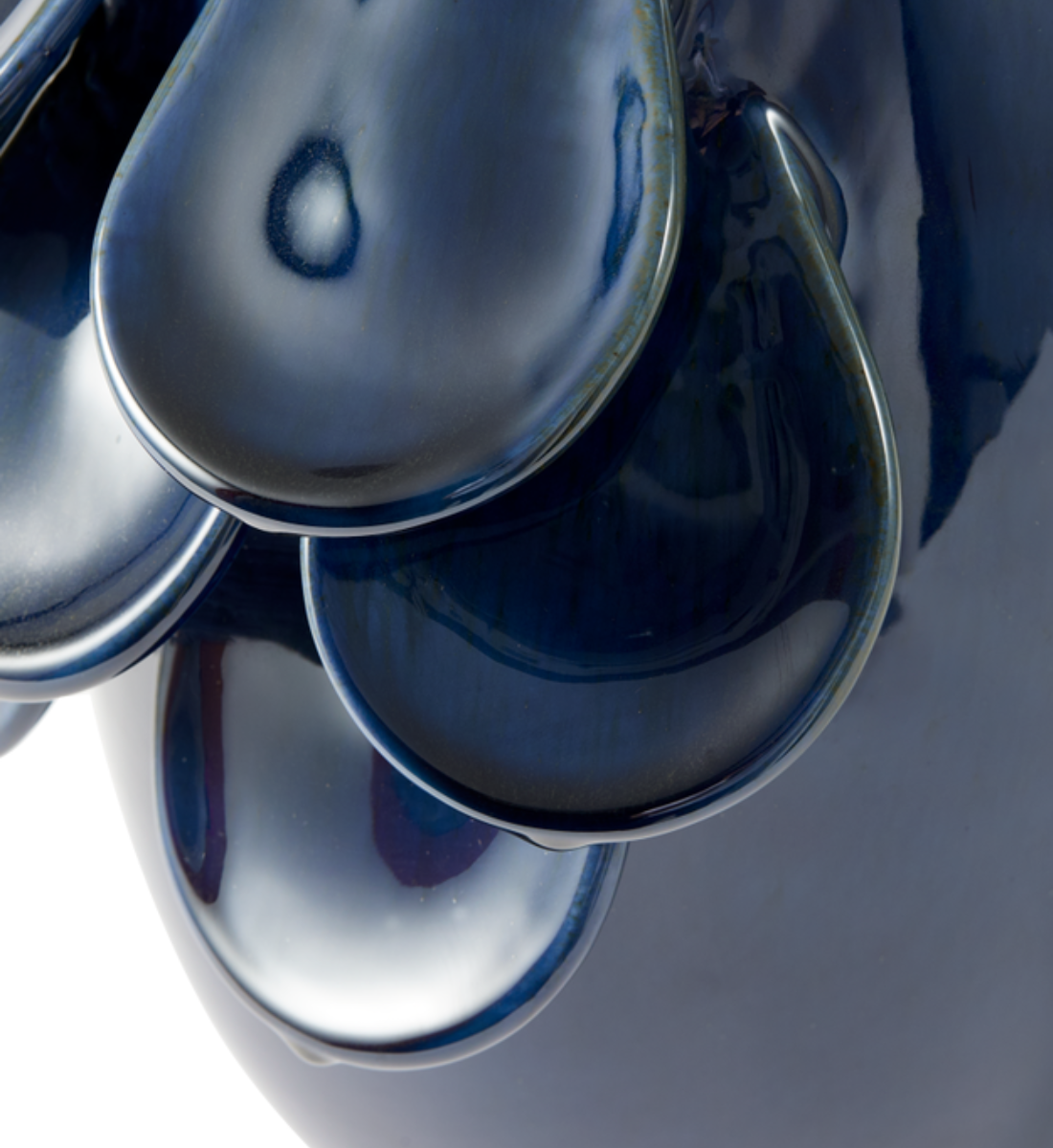 Váza QUILLIE tmavě modrá