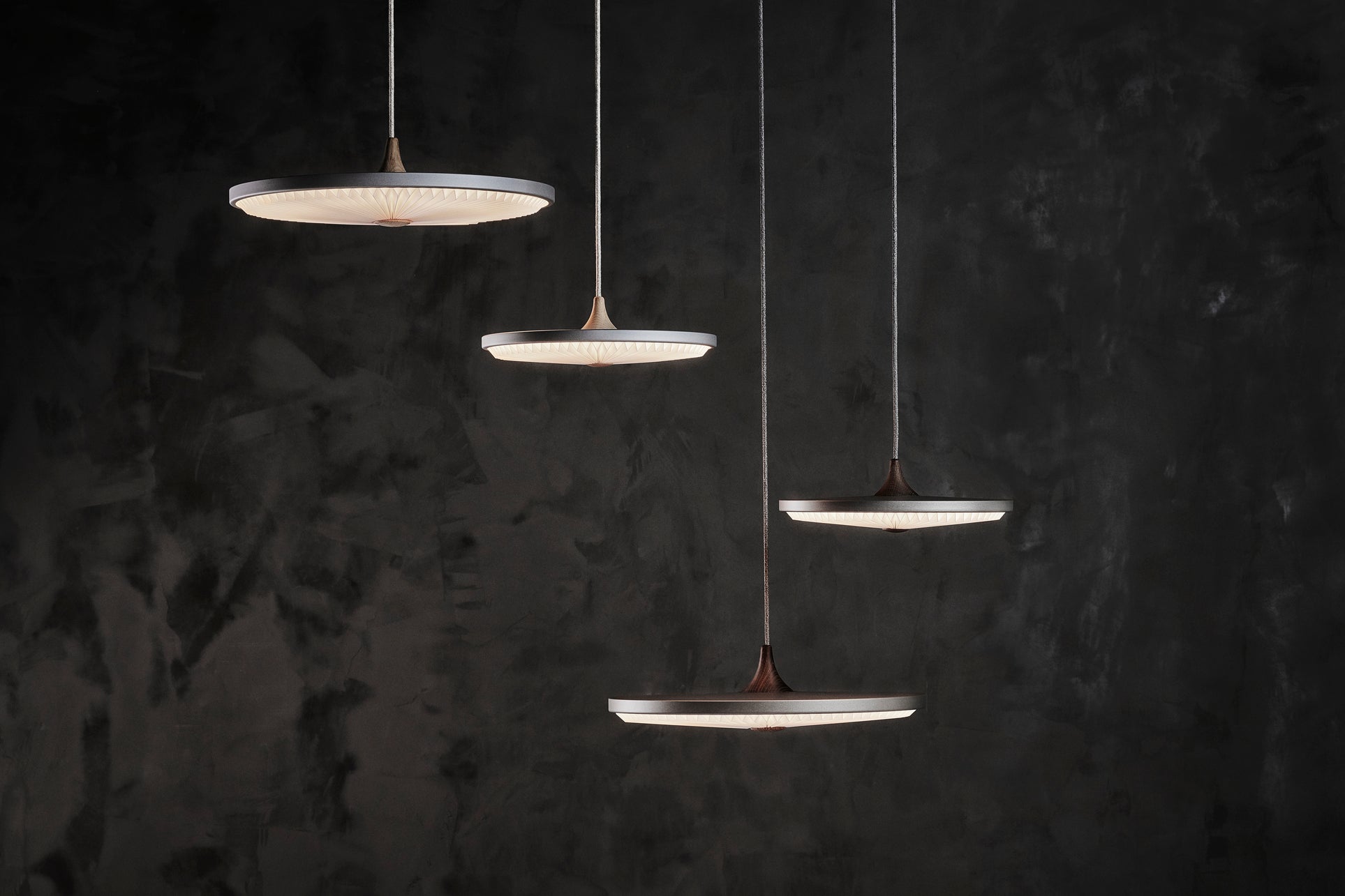 Závěsné svítidlo MODEL 198 SOLEIL uzený dub