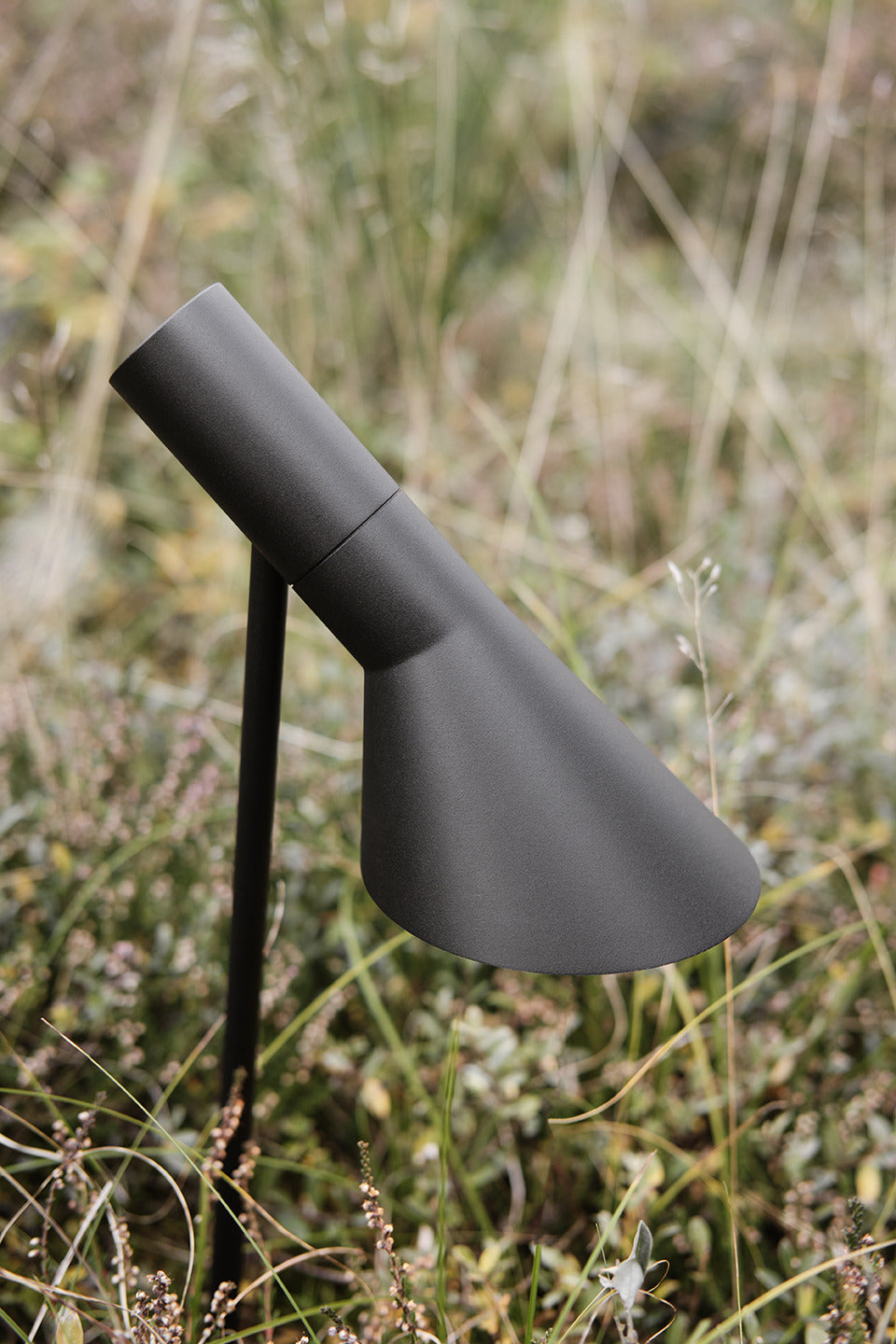 Stojací venkovní lampa AJ černá