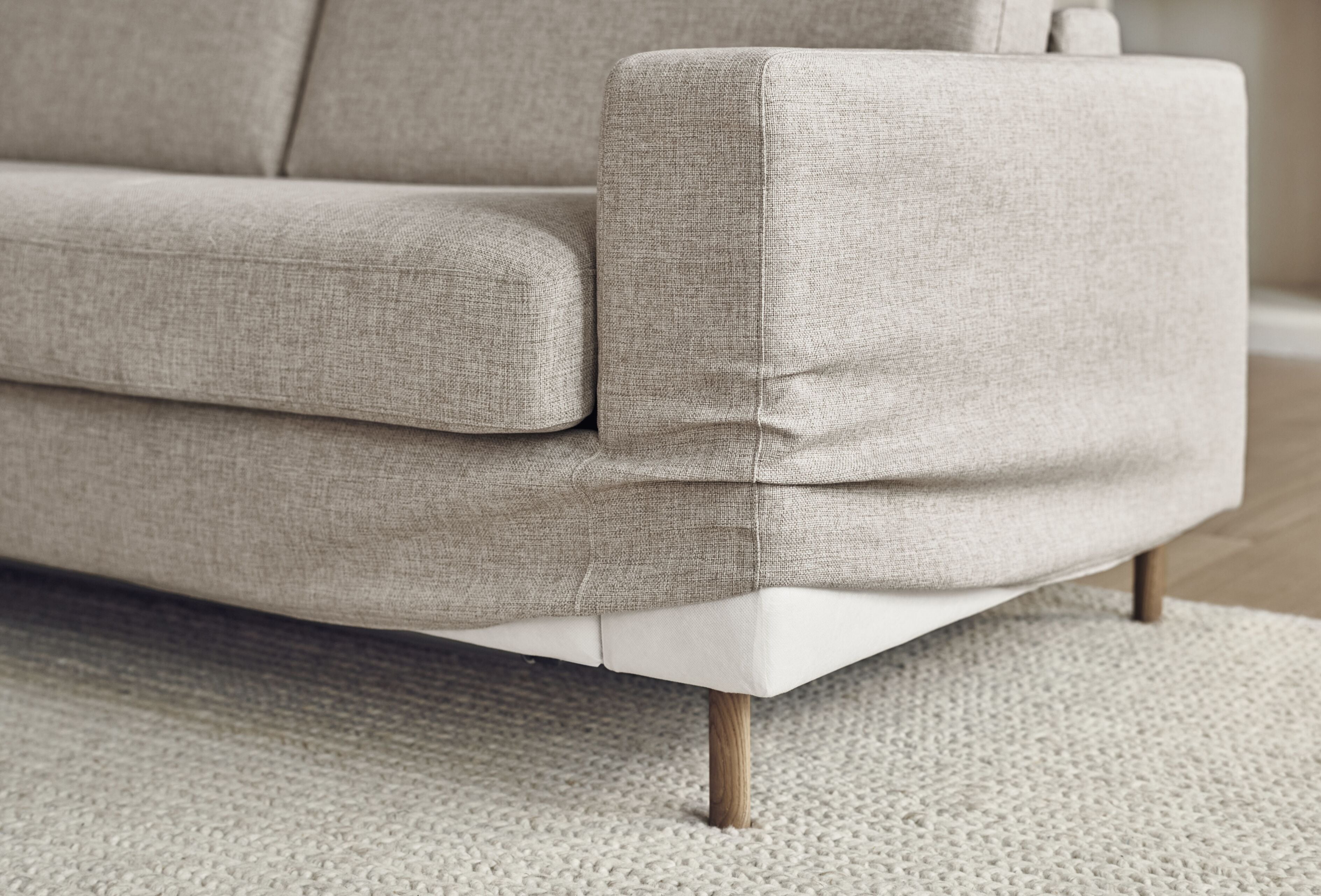 Rozkládací pohovka 3-osobová SCANDINAVIA s podstavou z dubového dřeva