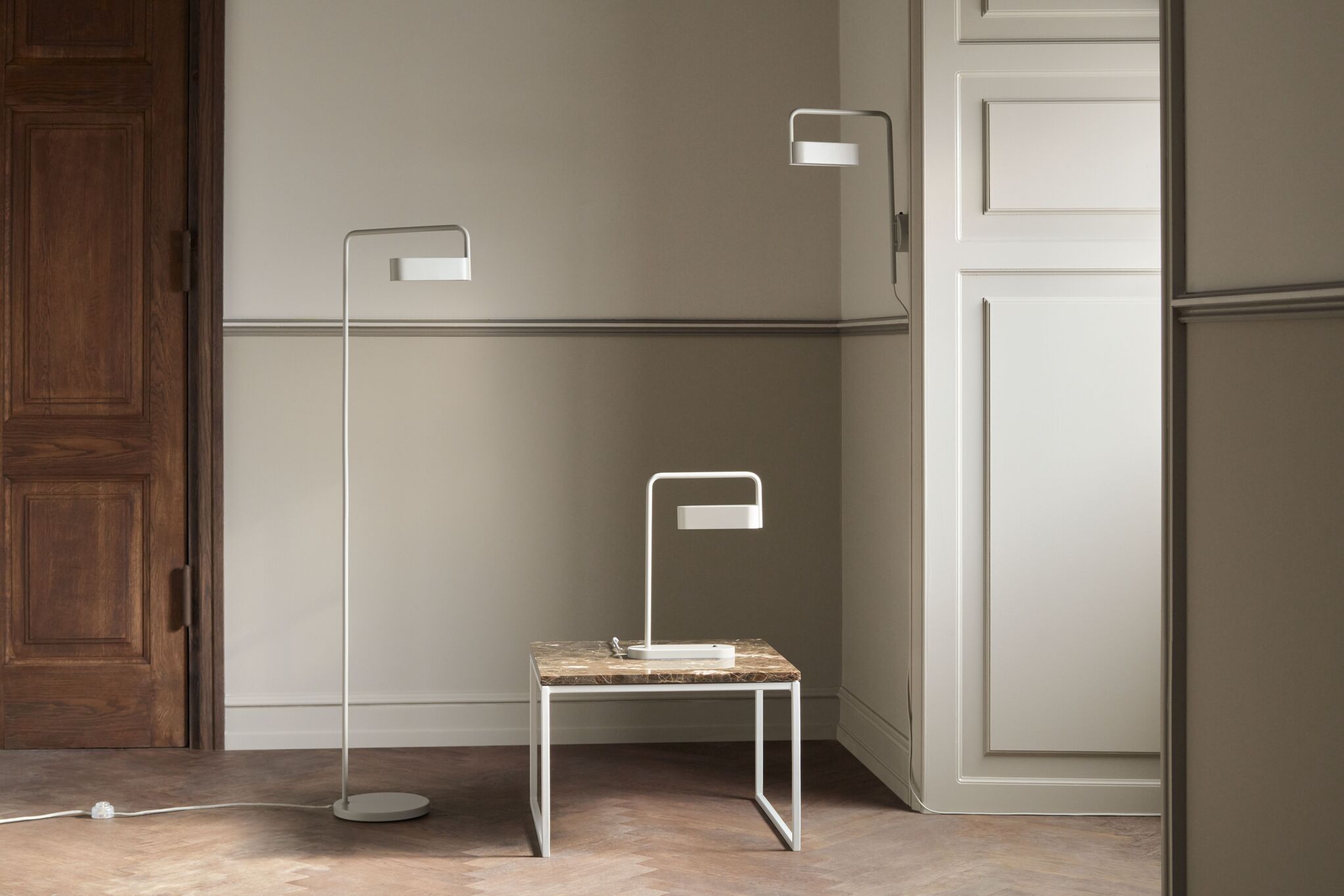 Stolní lampa SCRIBE mosazná