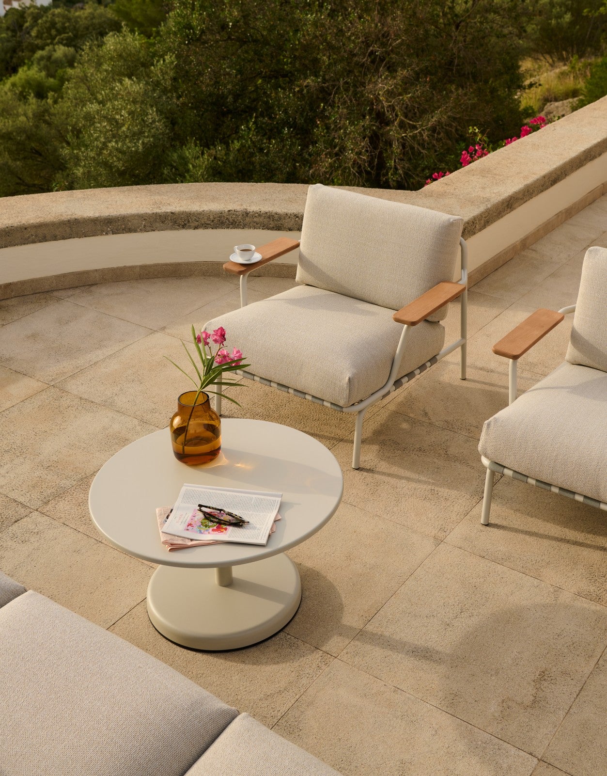 Outdoor coffee table LINEAR gray steel