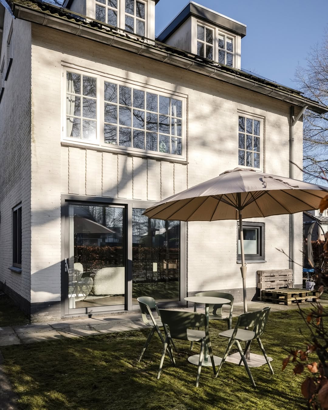 Slunečník s podstavcem SUNSHINE béžový