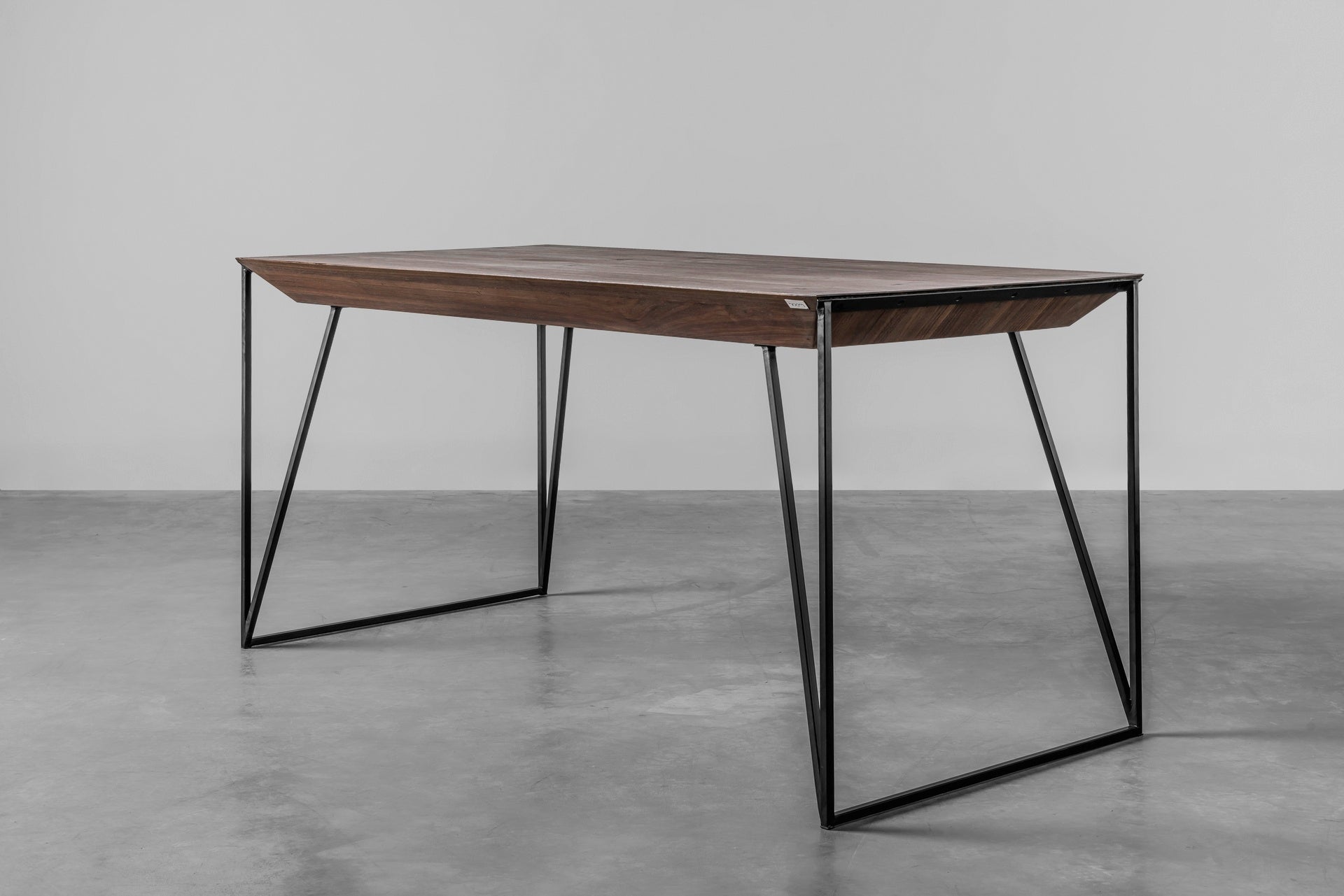 FRANCIS Table with Walnut Top and Black Steel Base