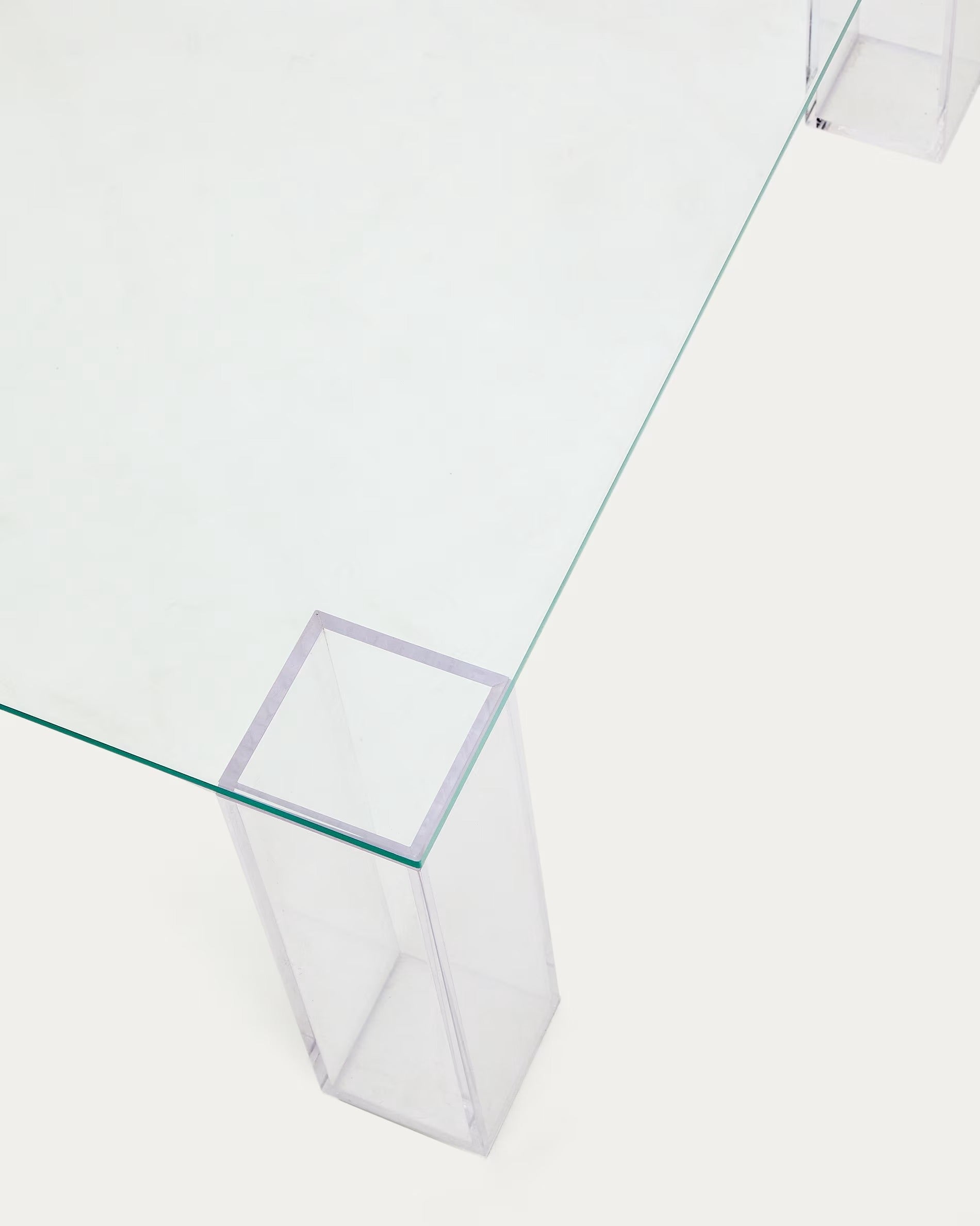 Čtvercový konferenční stolek ADULARIA z tvrzeného skla transparentní