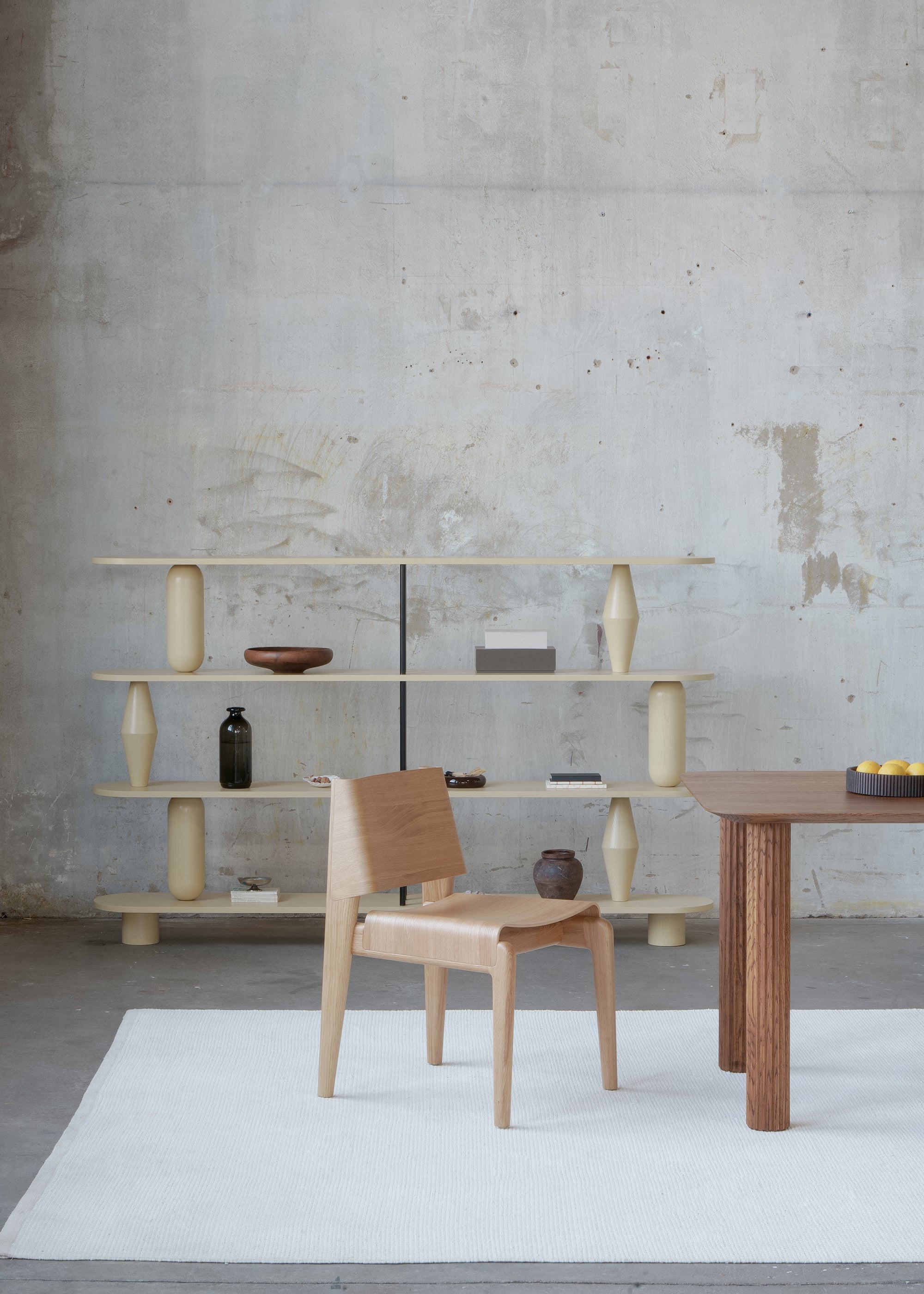 UNDIA Chair in Oak Wood