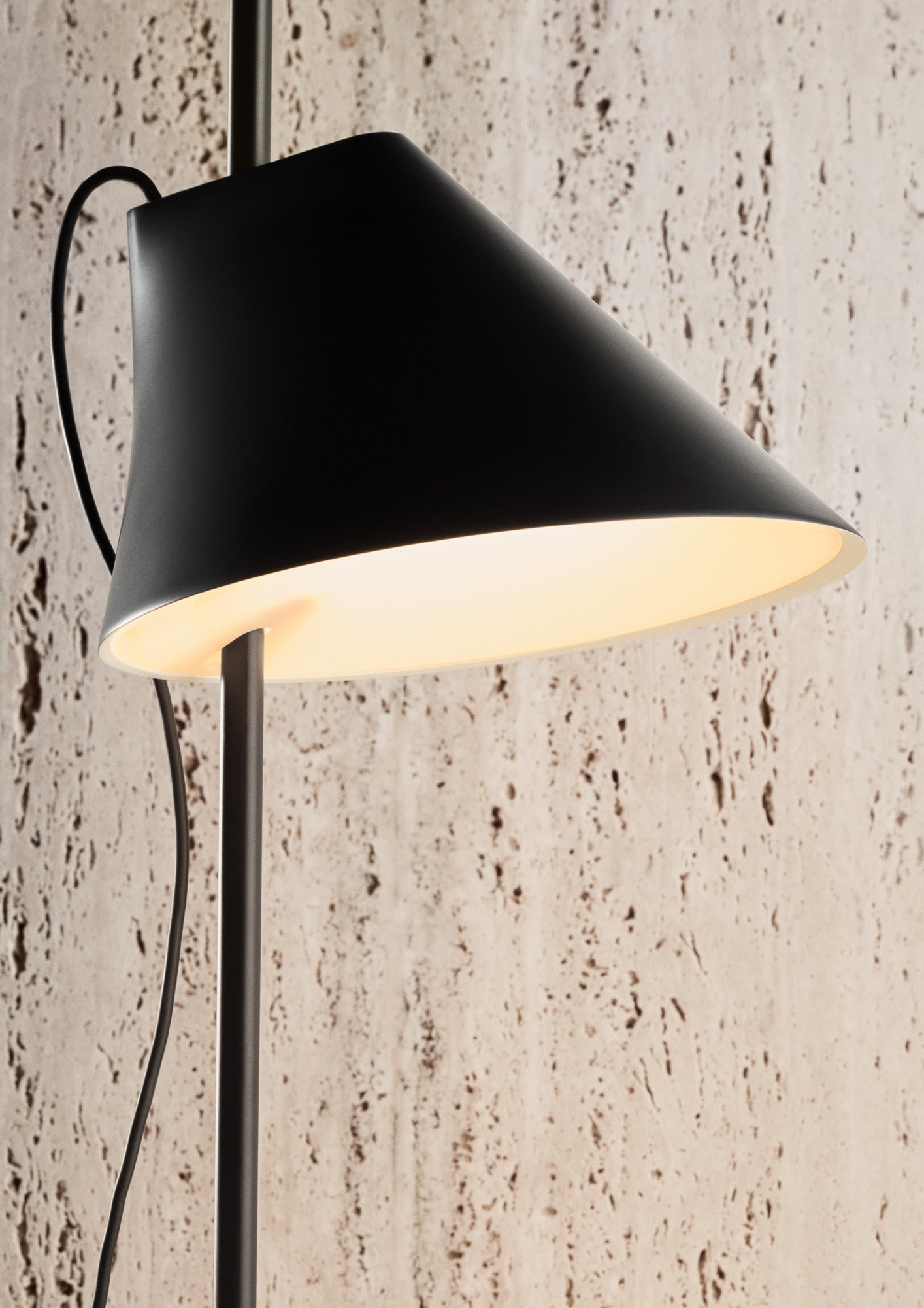 Stolní lampa YUH černá