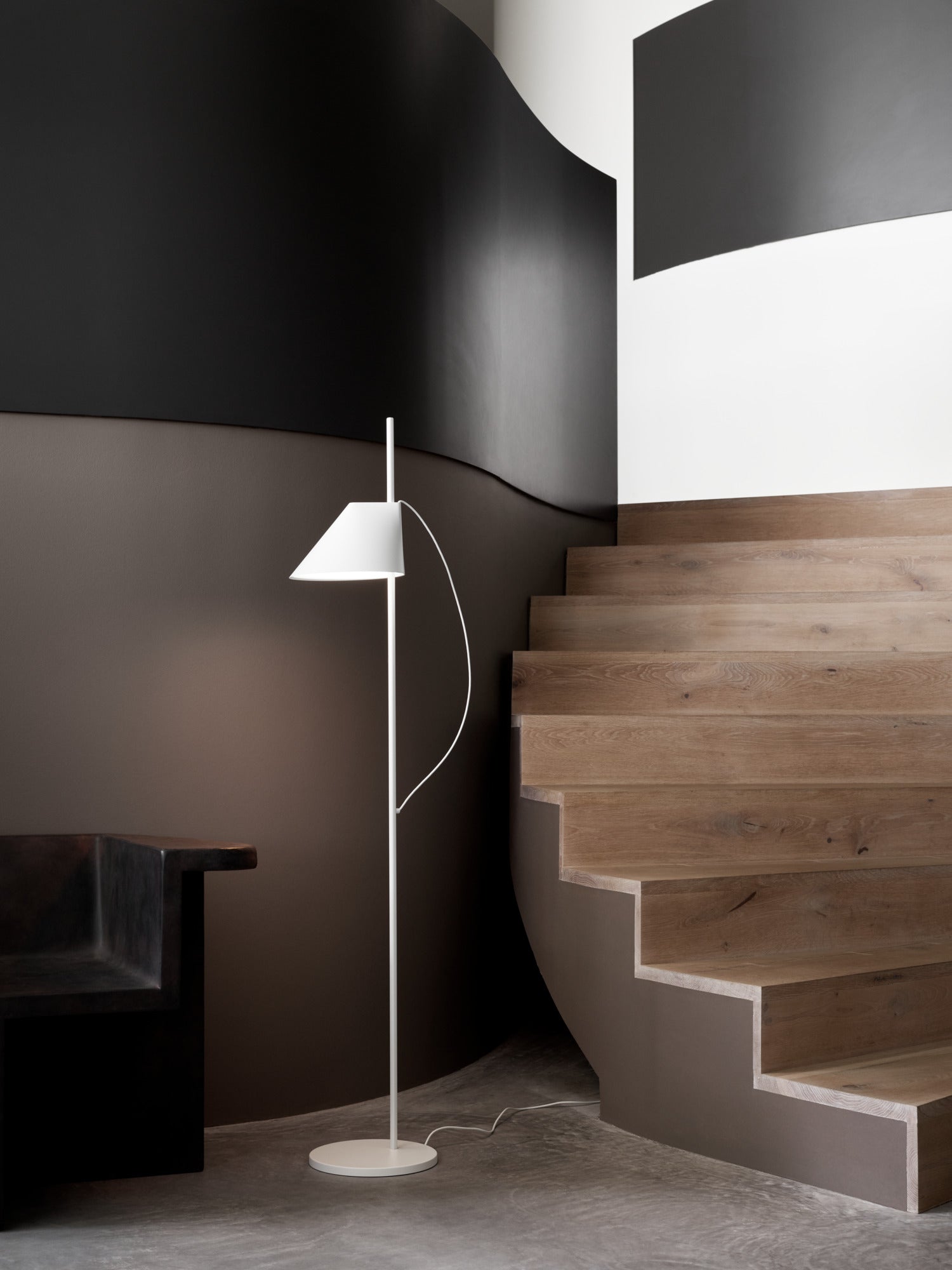Stojací lampa YUH bílá