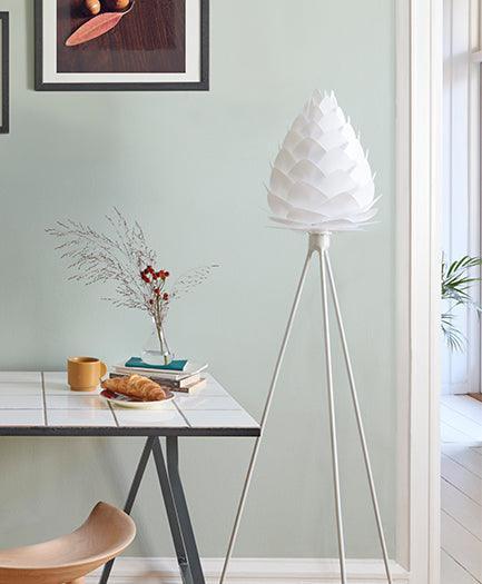 Abażur CONIA biały UMAGE Eye on Design