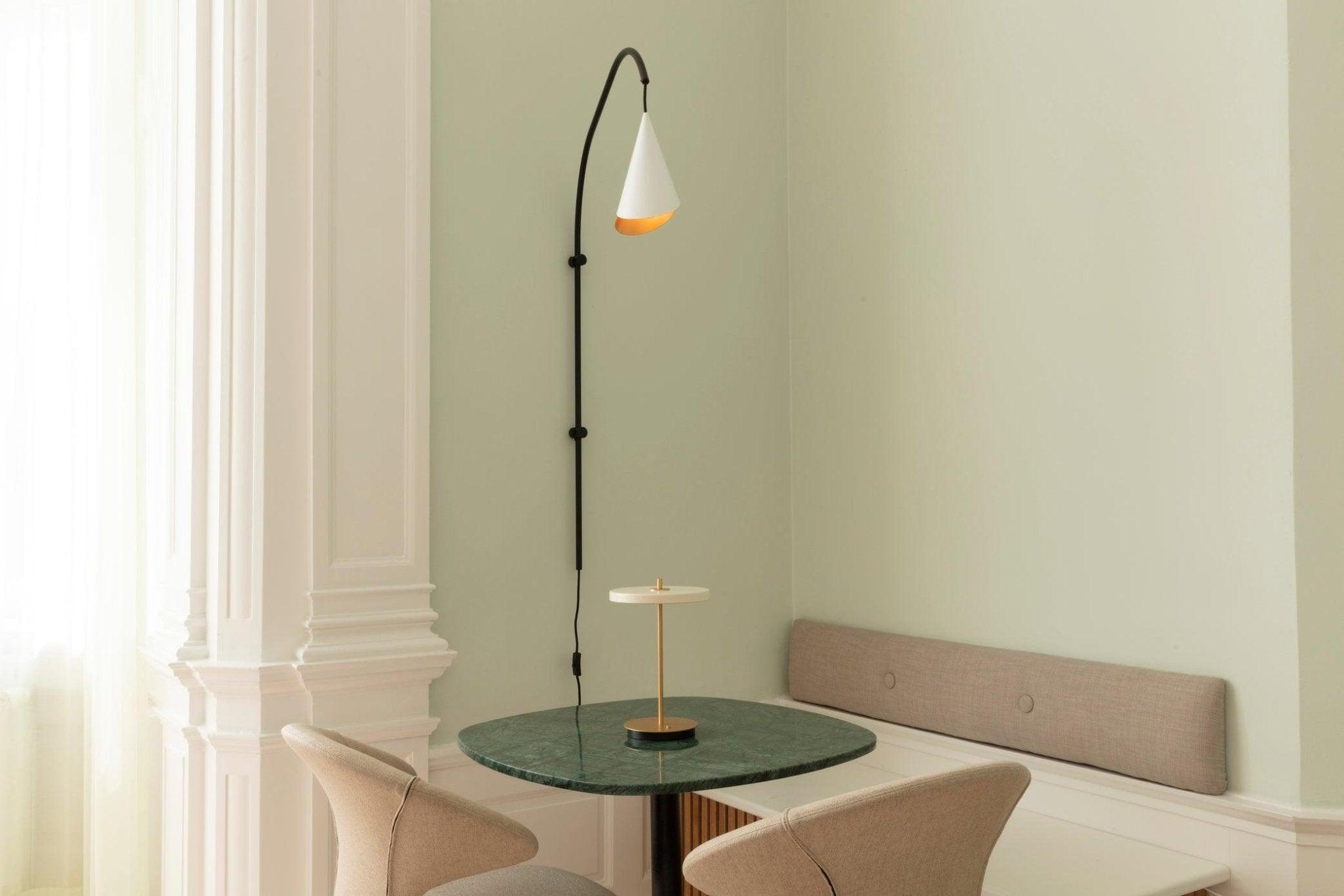 Abażur CORNET pomarańczowy ze złotym UMAGE Eye on Design