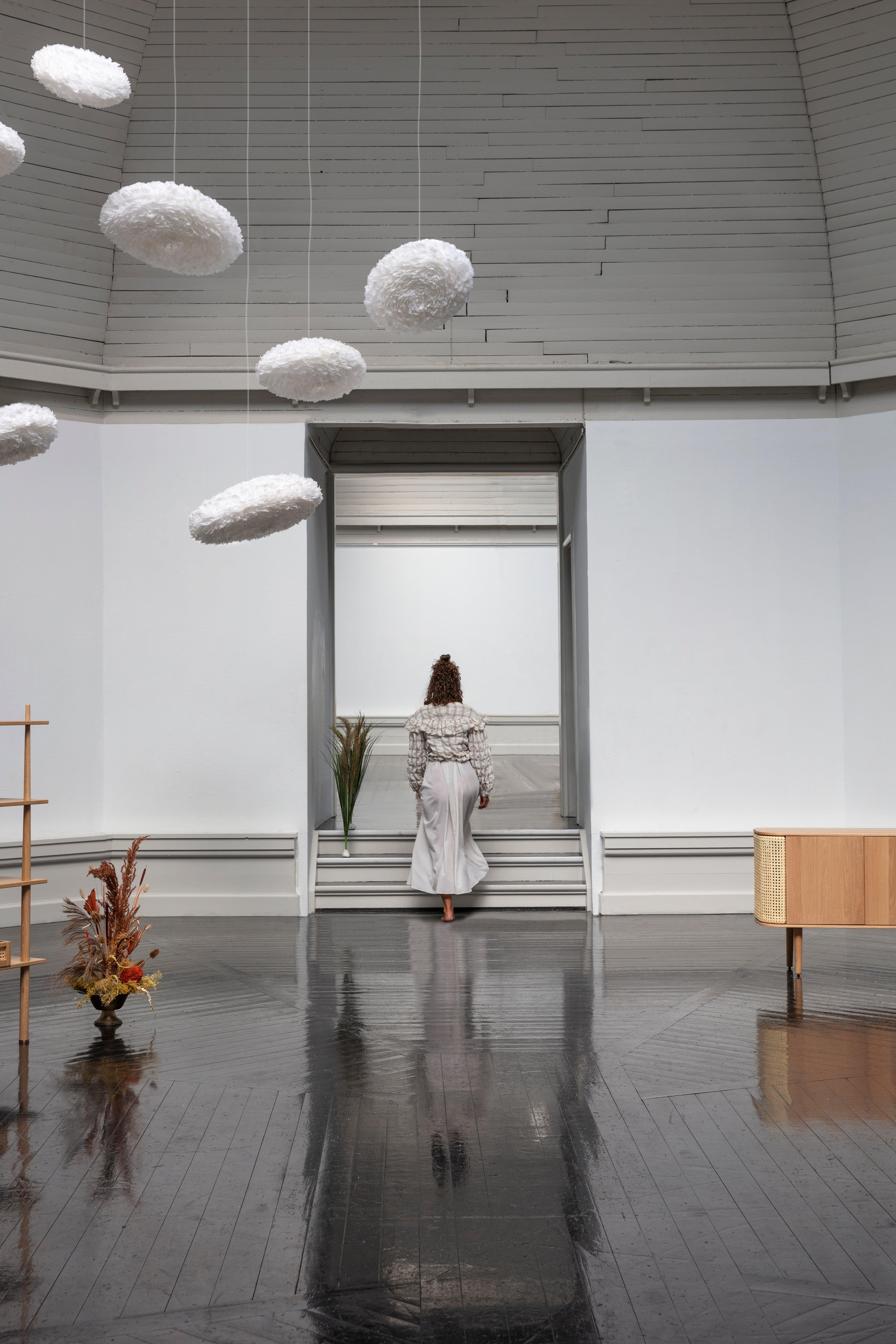 Abażur EOS ESTHER biały UMAGE Eye on Design