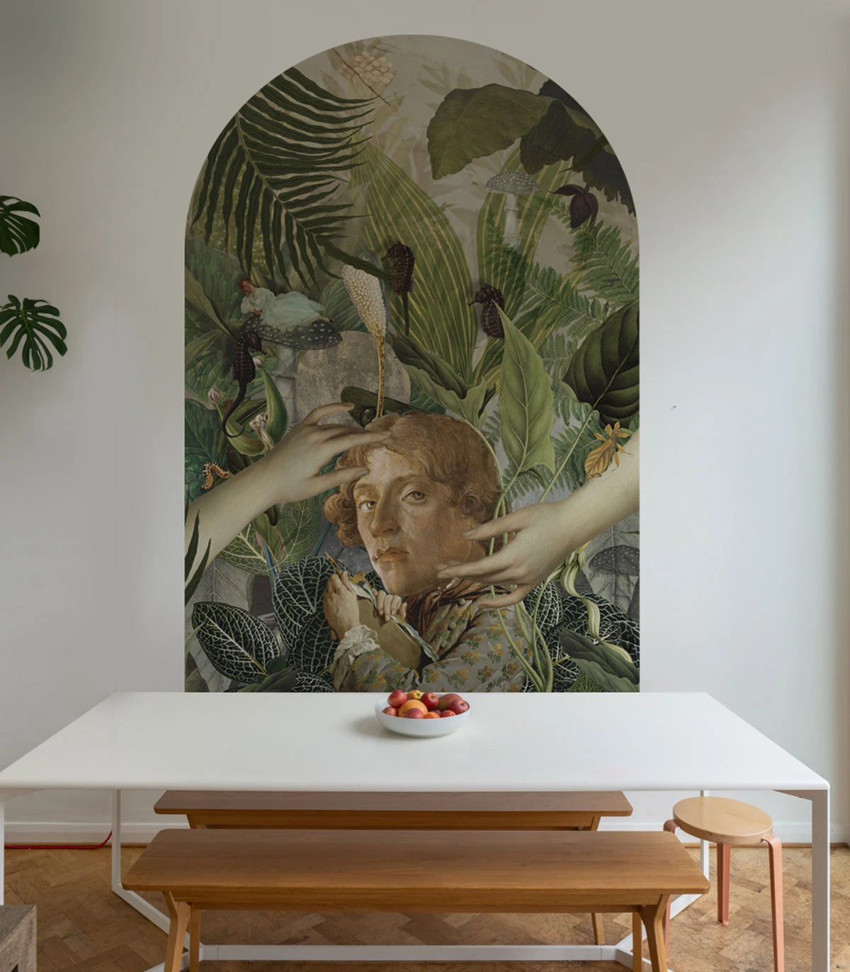 Zelený mural z flizelínu ve tvaru oblouku GREEN MAN