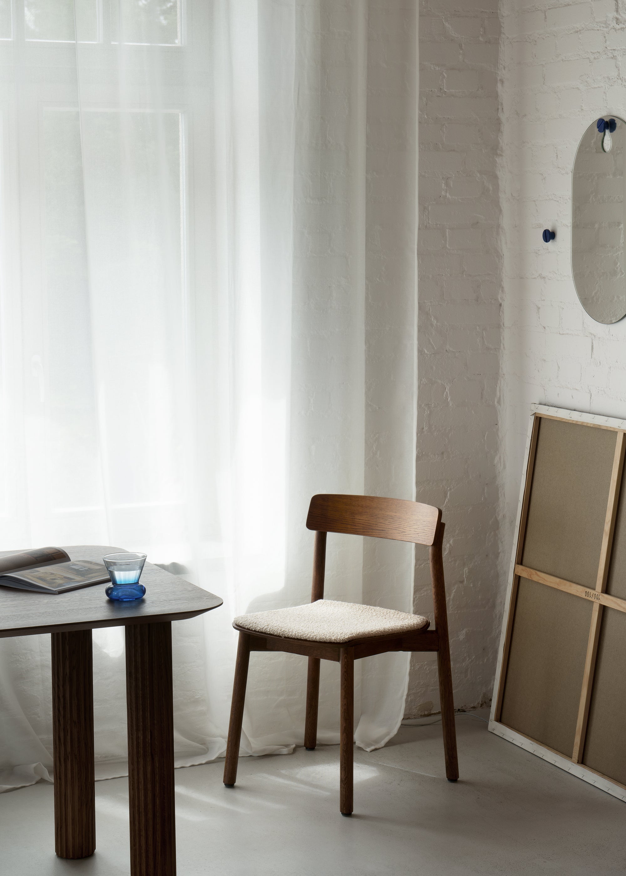 Židle ARCHE SOFT tmavé dubové dřevo