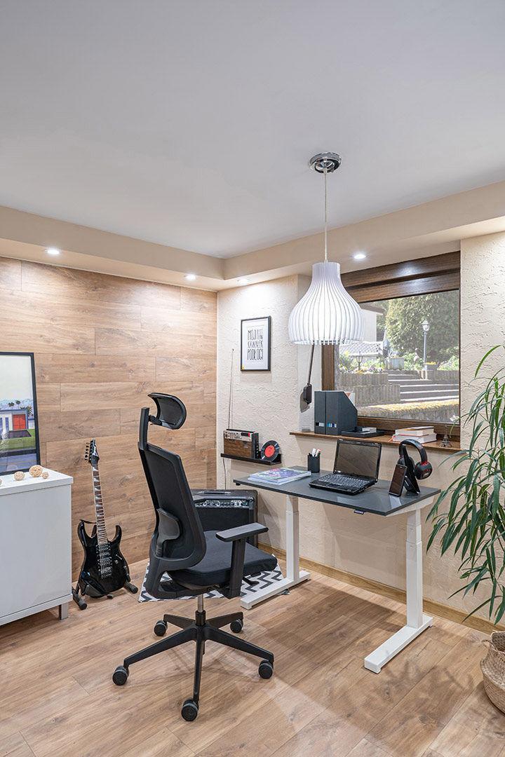 Biurko COMPACT DRIVE z elektryczną regulację blatu MDD Eye on Design