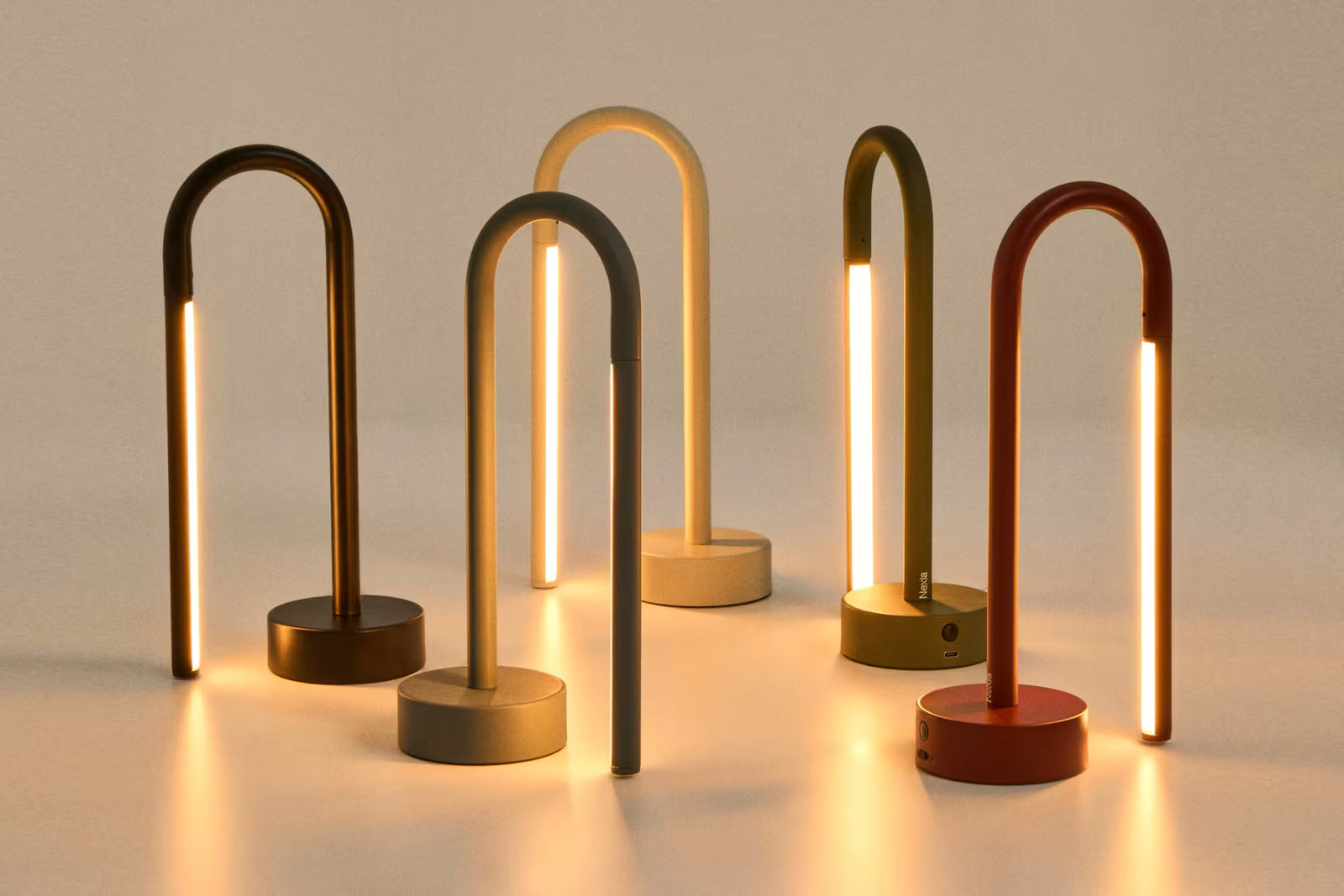 Přenosná lampa BOW olivová