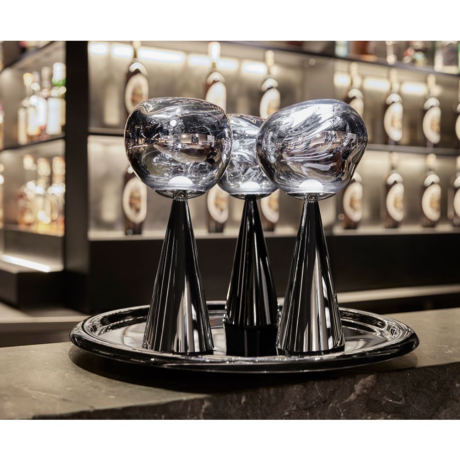 Přenosná lampa MELT černá