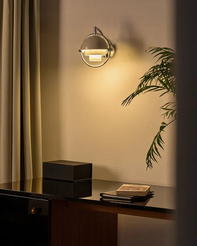 Lampa ścienna MULTI-LITE chrom z obrotową podstawą