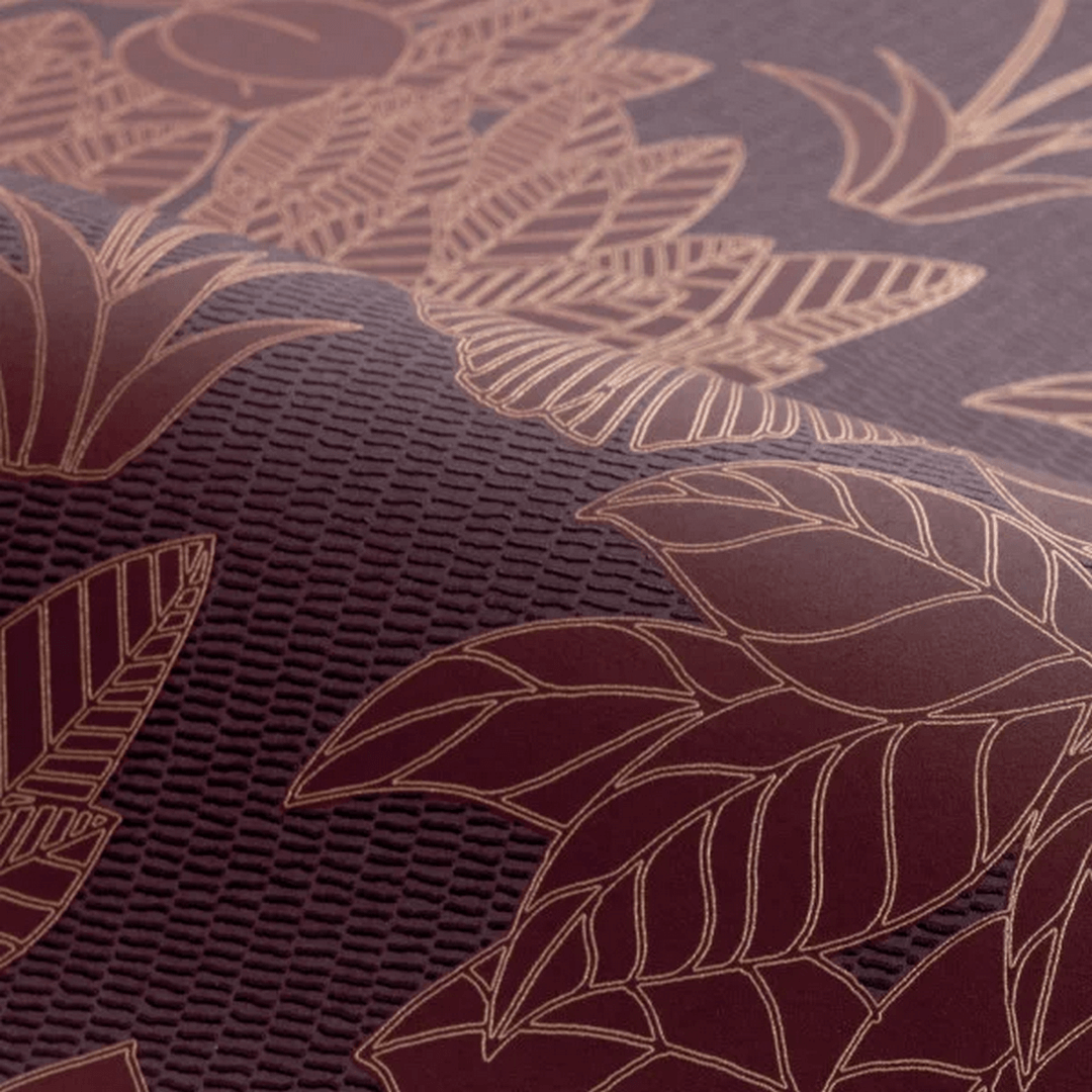 Strukturovaná tapeta s rostlinným vzorem listů a květin INARA - POURPRE hnědý