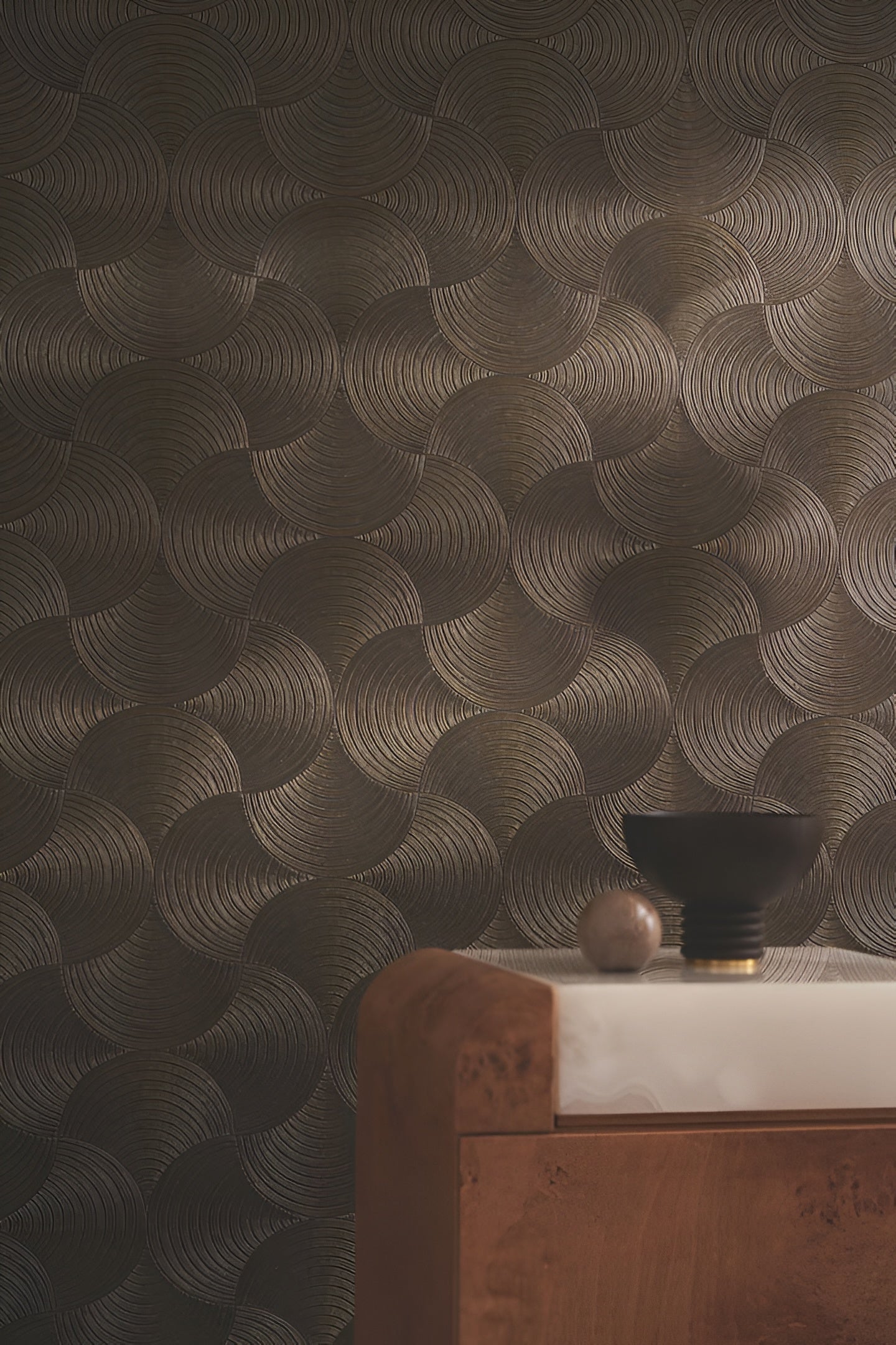 Metallic Structural Wallpaper with Geometric Pattern METEORE - KAKI/BRONZE Dark Green with Bronze