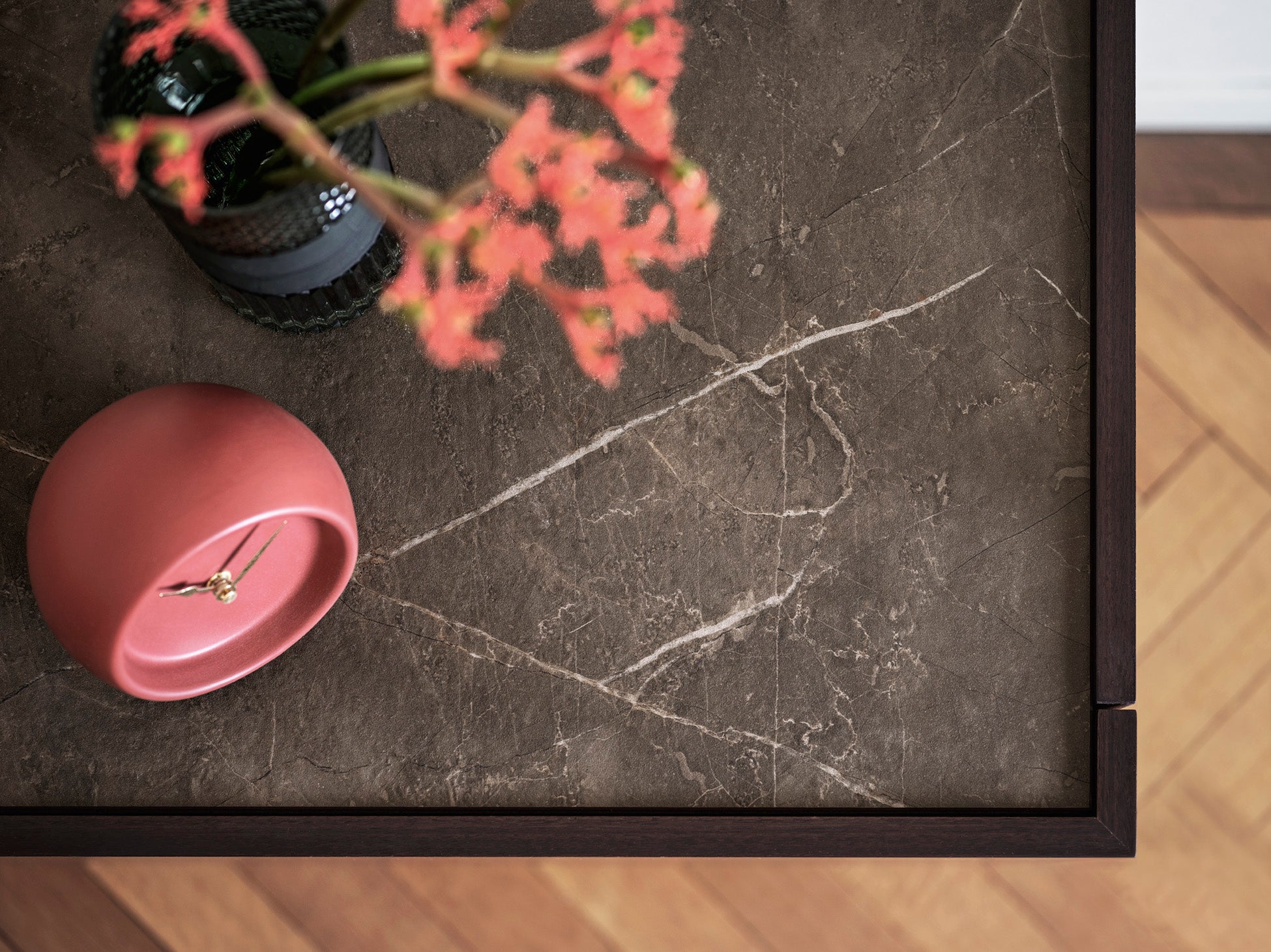 RTV skříň HORIZON tmavé dřevo s hnědým vrchem