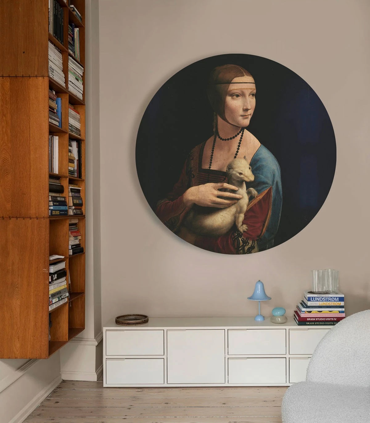 Wall Lamp DOTS LIGHTING - LADY WITH AN ERMINE black
