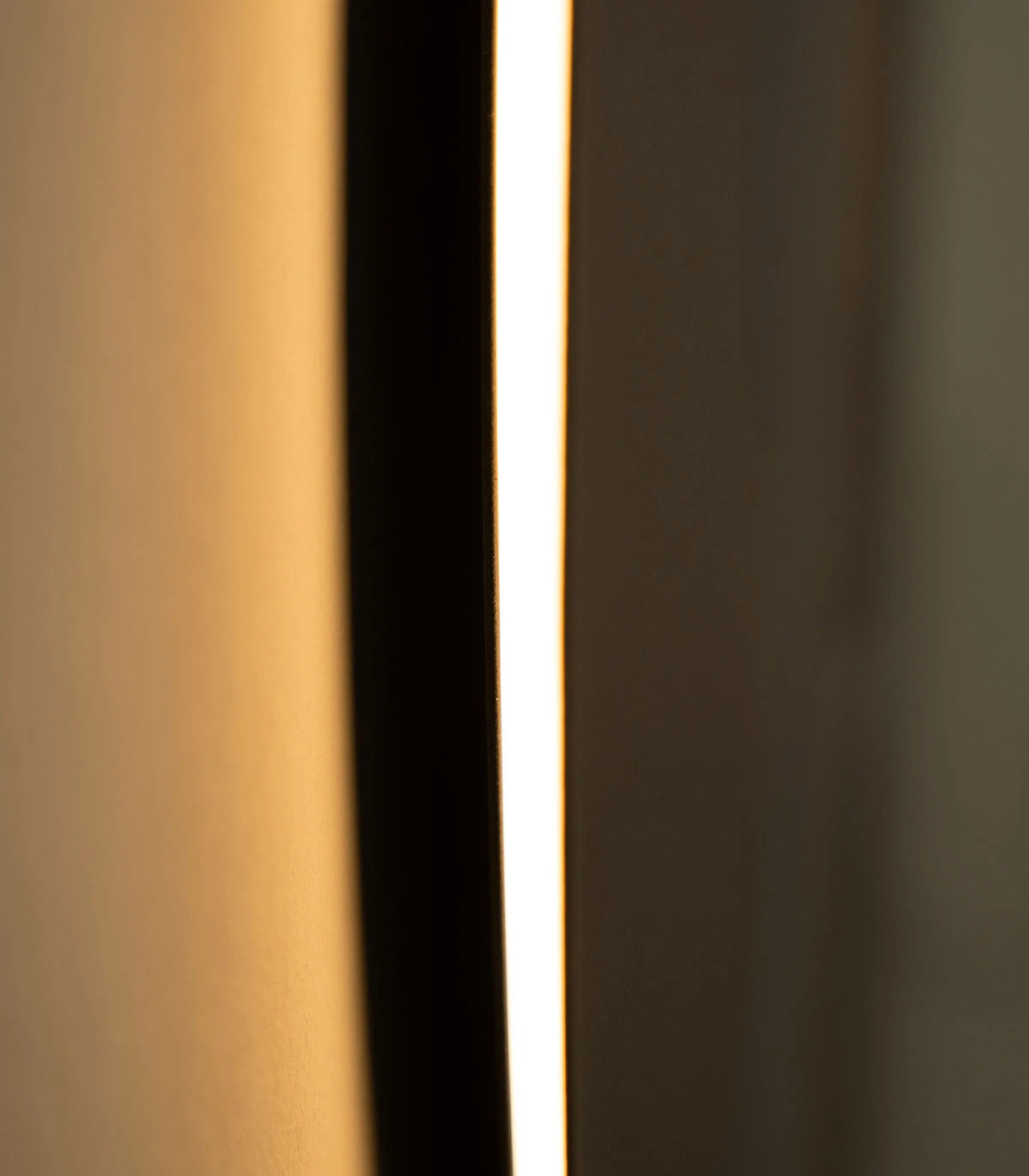 Nástěnná lampa DOTS LIGHTING - PŘÍRODNÍ DÍVKA S PERLOU béžová se zelenou