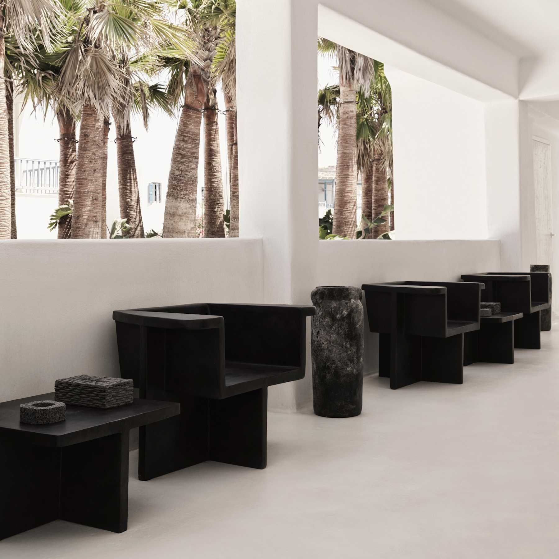 BRUTUS coffee armchair