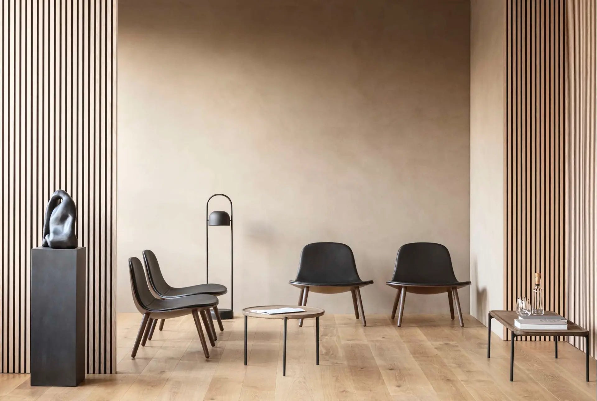 Stojací lampa QUAY černá