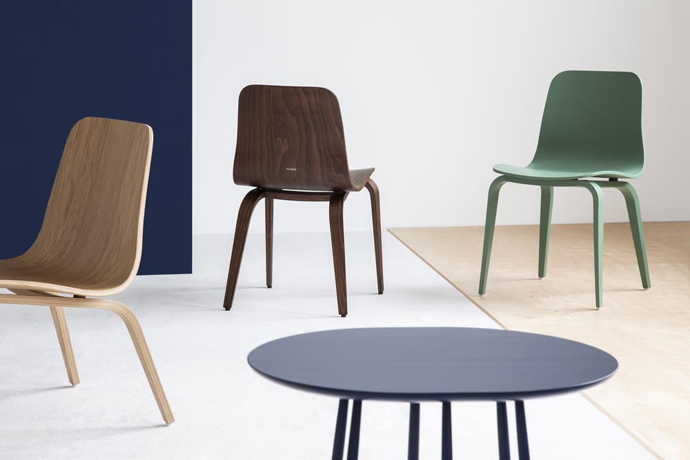 HIPS AM-1802/2 BLACK CHAIR