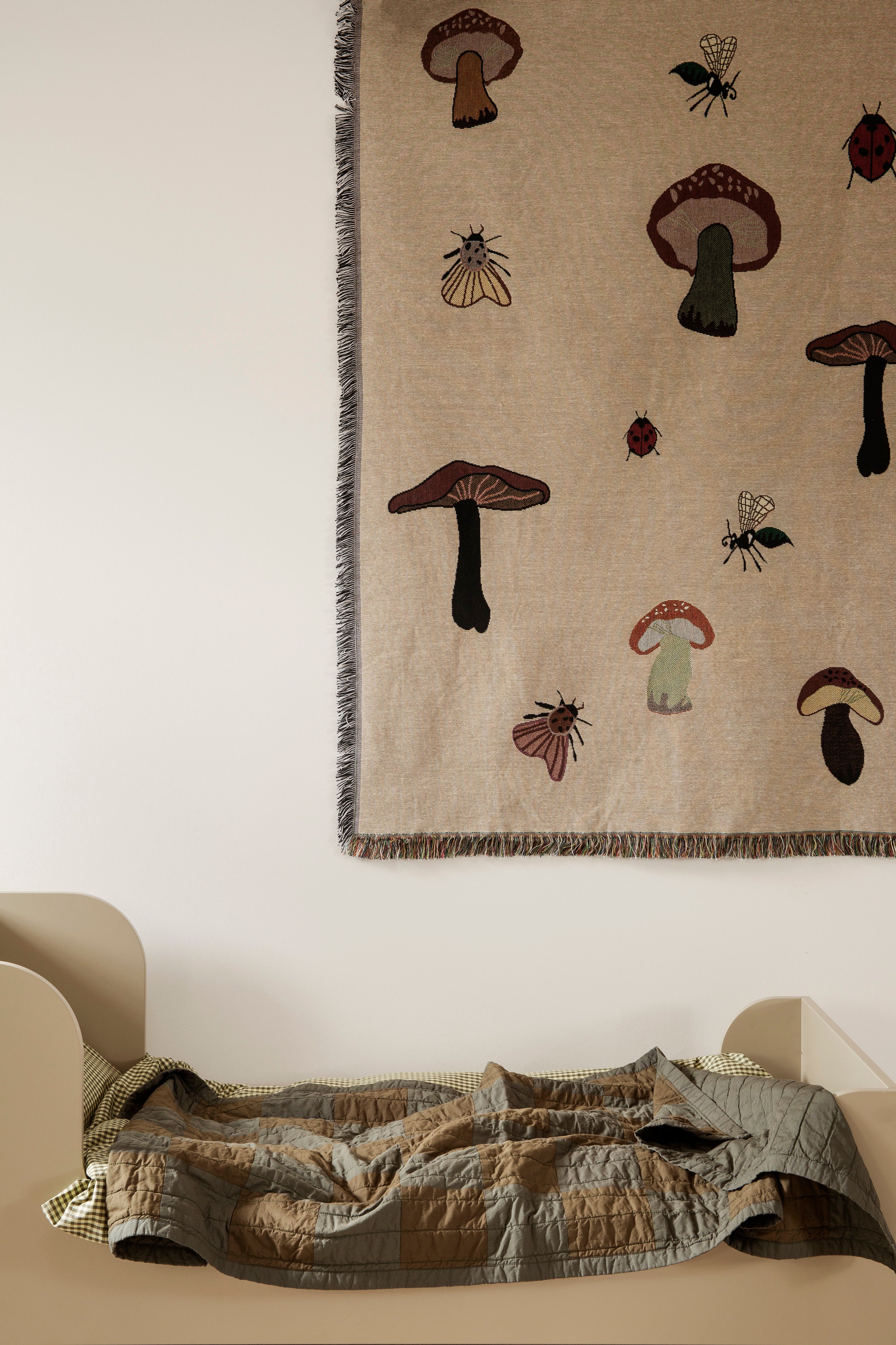 FOREST TAPESTRY bedspread beige