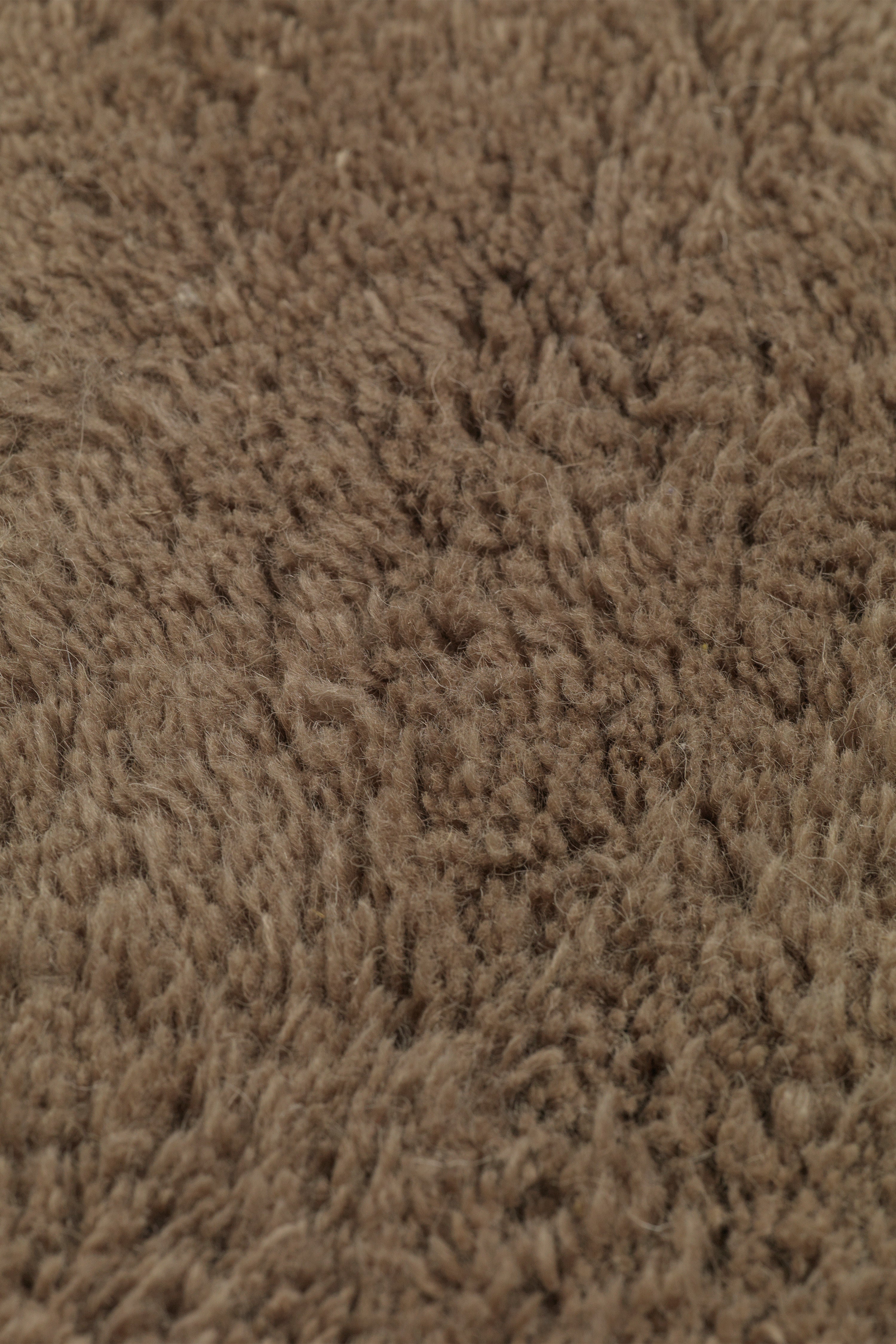Oval rug FORMA gray-brown with long pile
