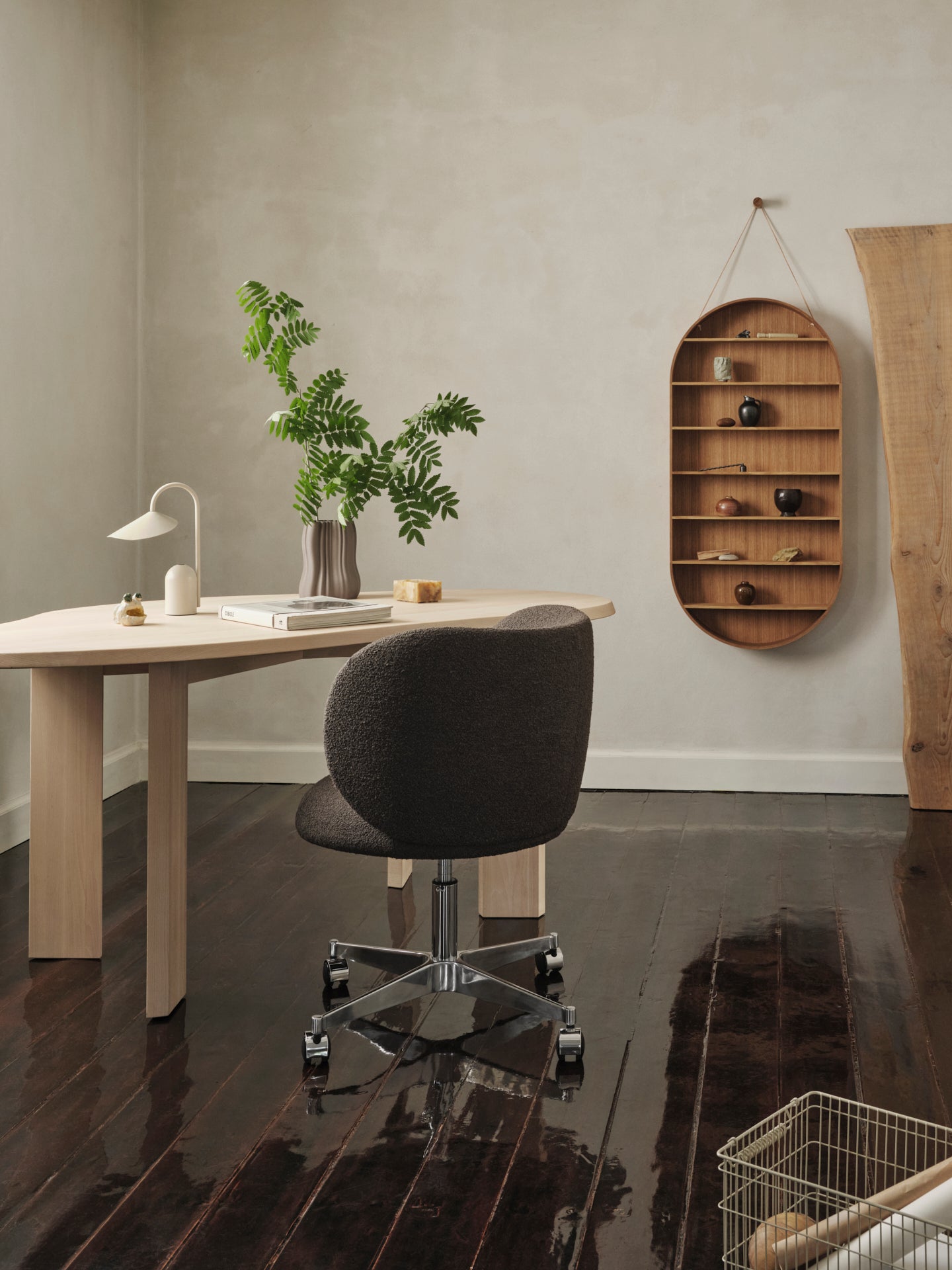 OVAL DORM hanging shelf, oiled oak