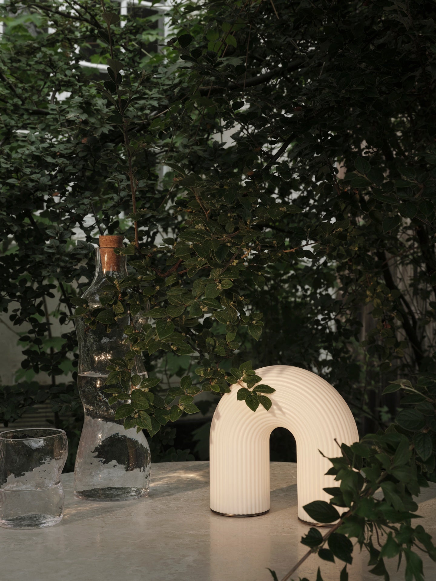 Bezdrátová lampa VUELTA bílá