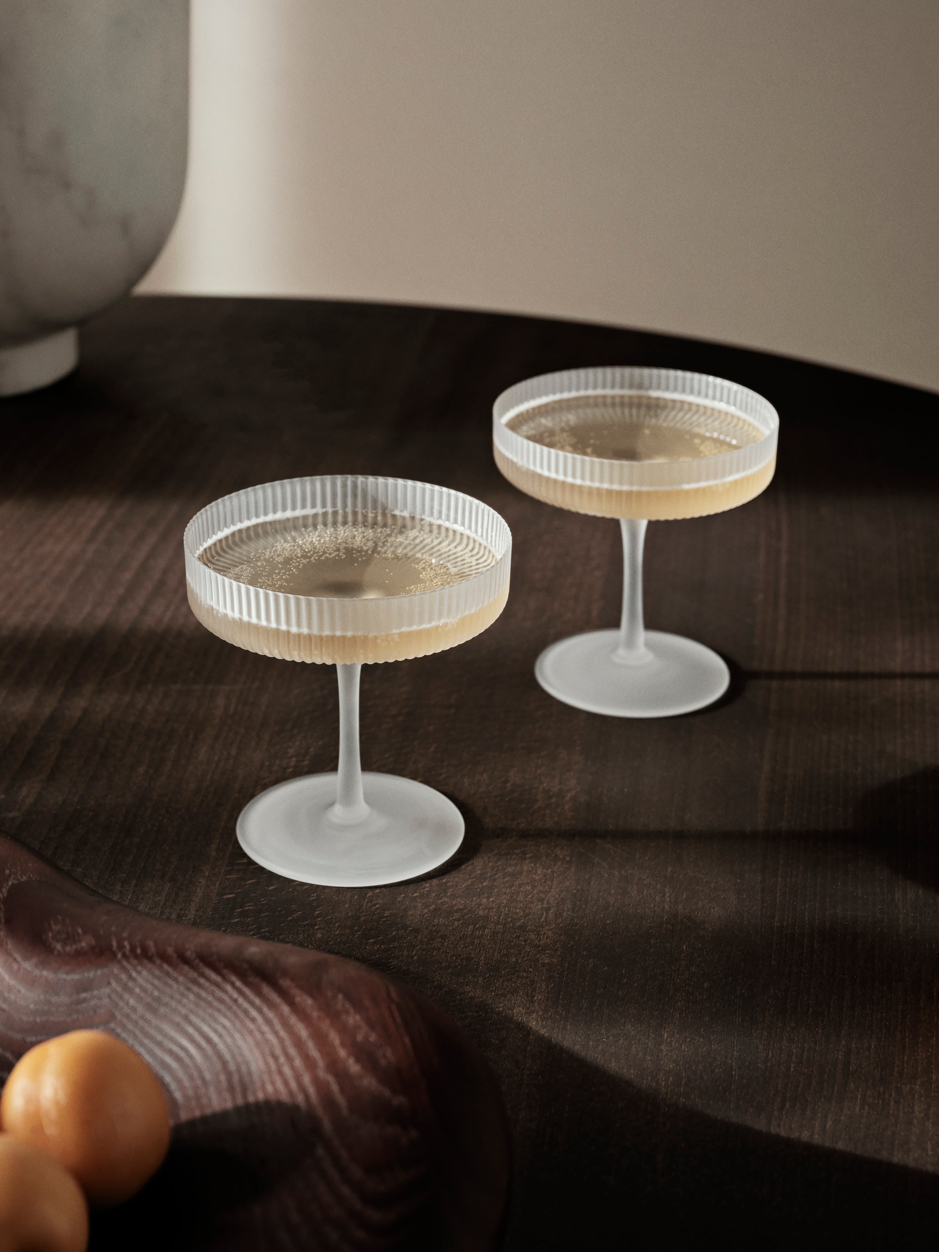 Sada skleniček na šampaňské RIPPLE SAUCERS bílé sklo