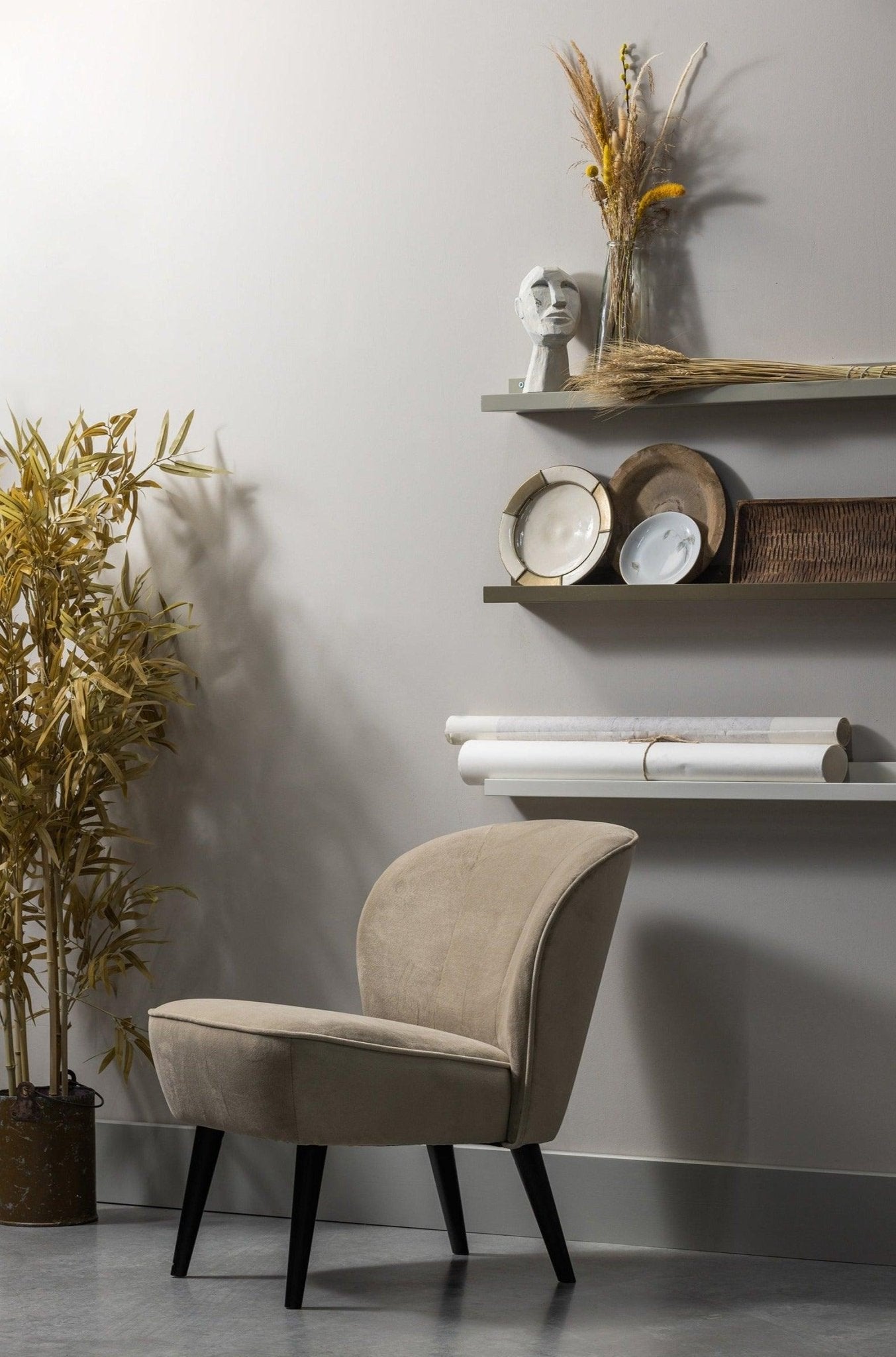 Fotel aksamitny SARA khaki Woood Eye on Design