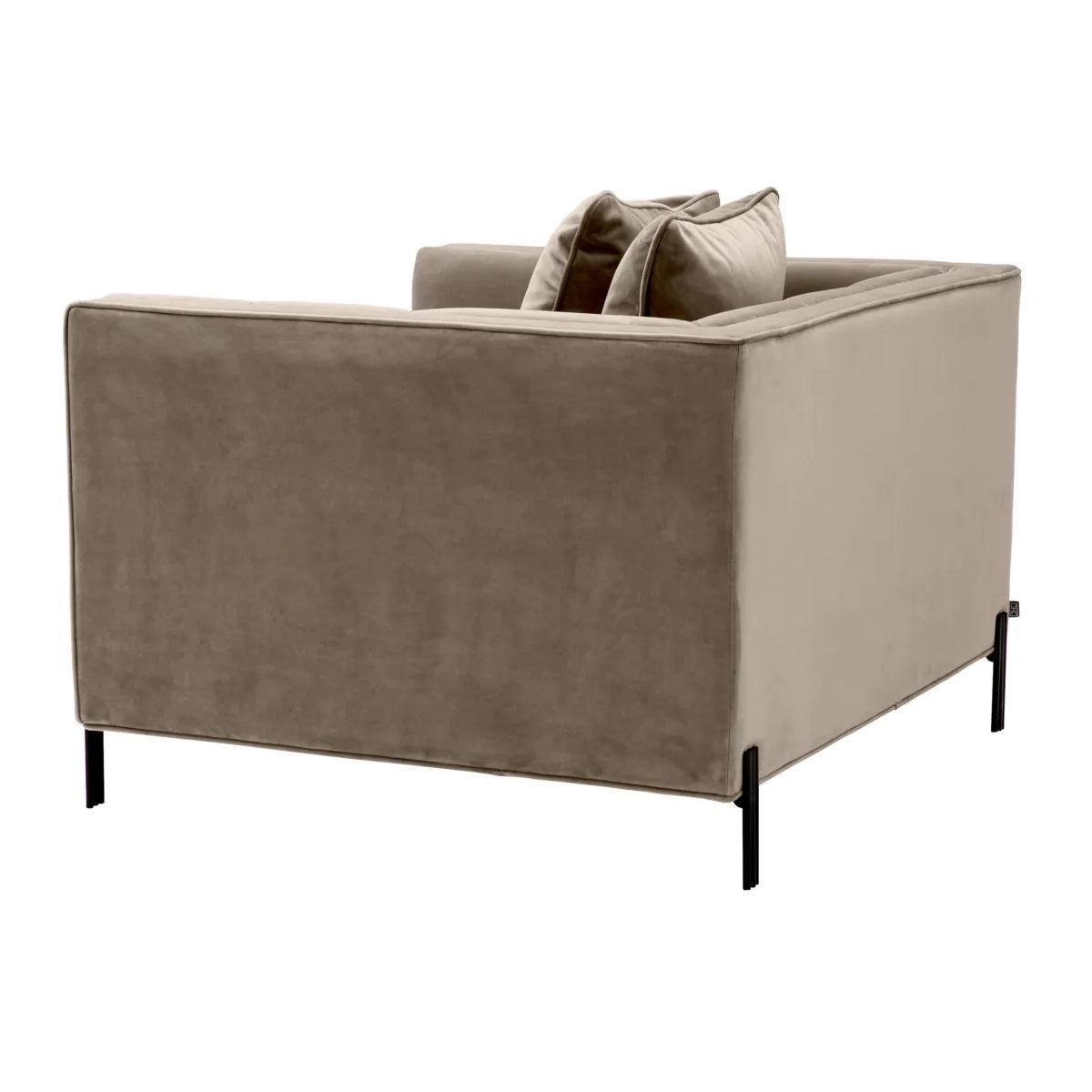 Fotel aksamitny SIENNA beżowy Eichholtz Eye on Design