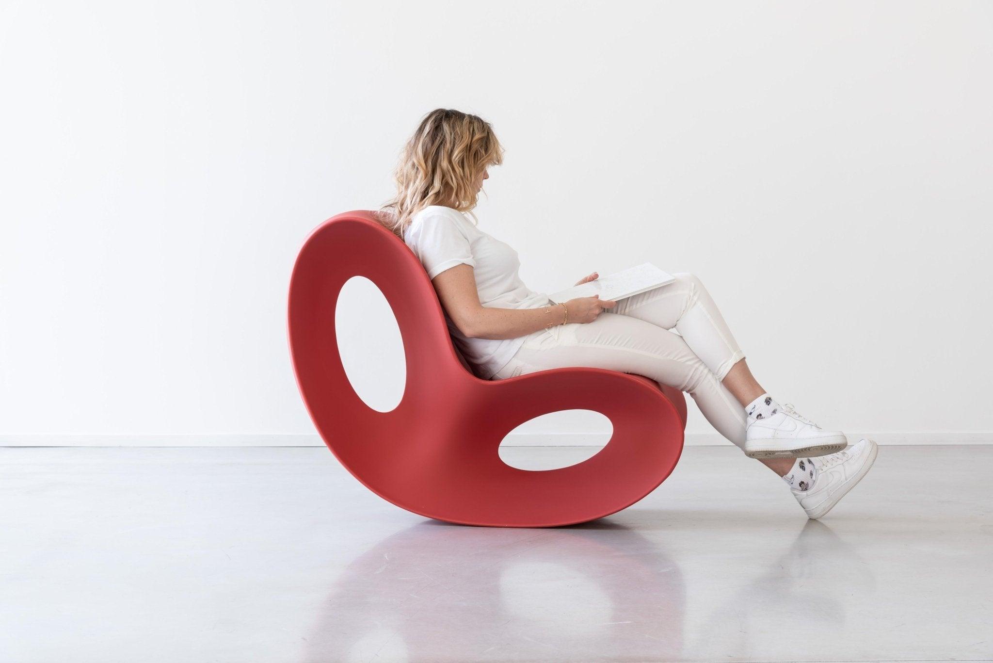 Fotel bujany VOIDO biały Magis Eye on Design