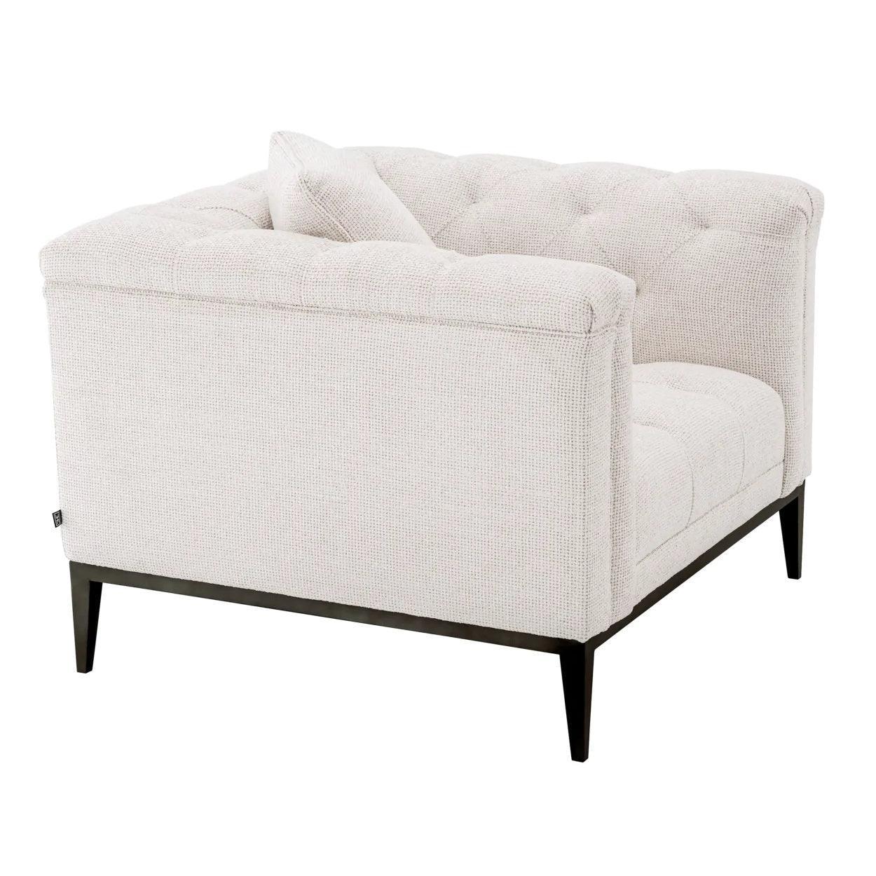 Fotel CESARE jasnobeżowy Eichholtz Eye on Design