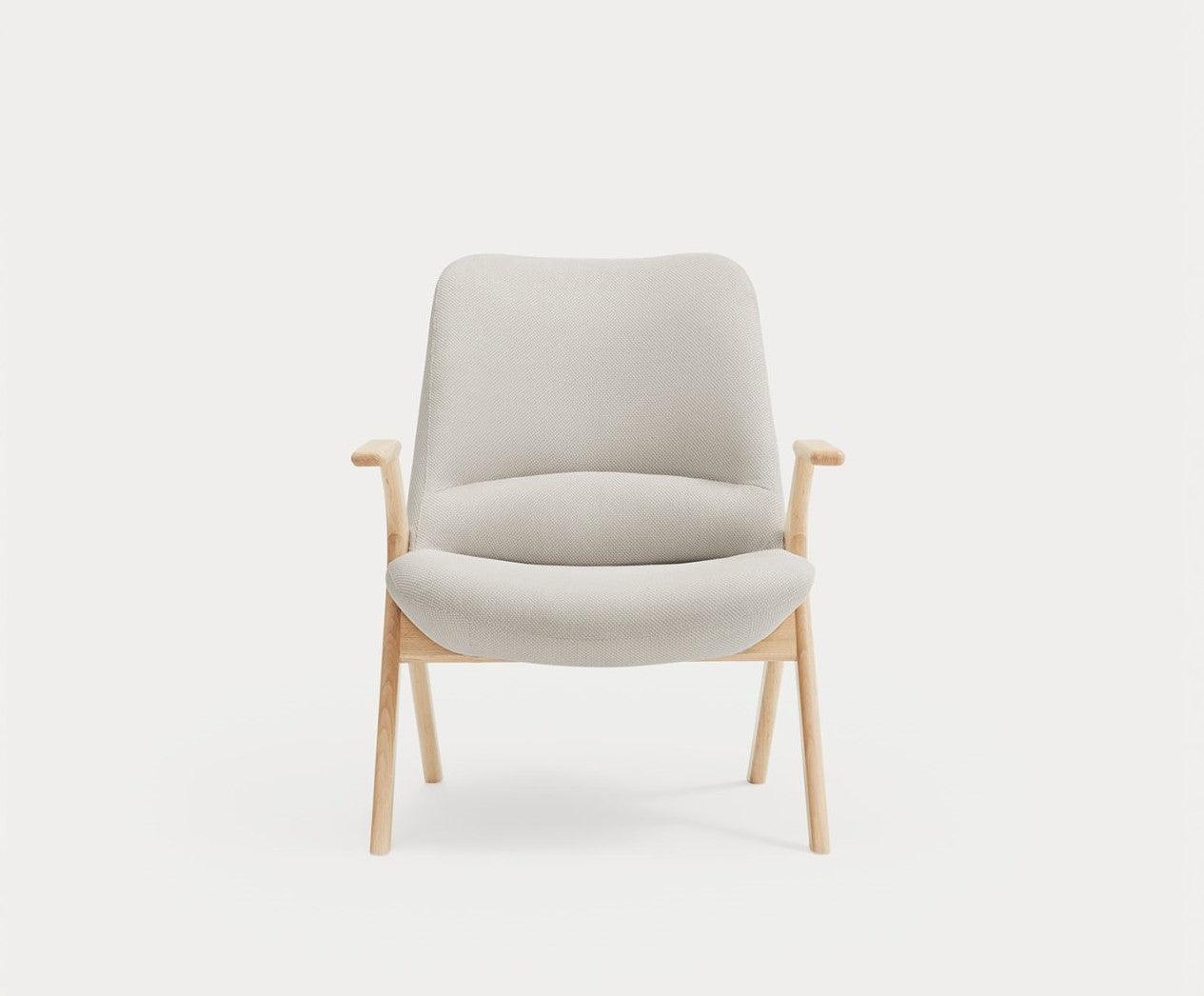 Fotel DINS kremowy z drewnianą podstawą Teulat Eye on Design