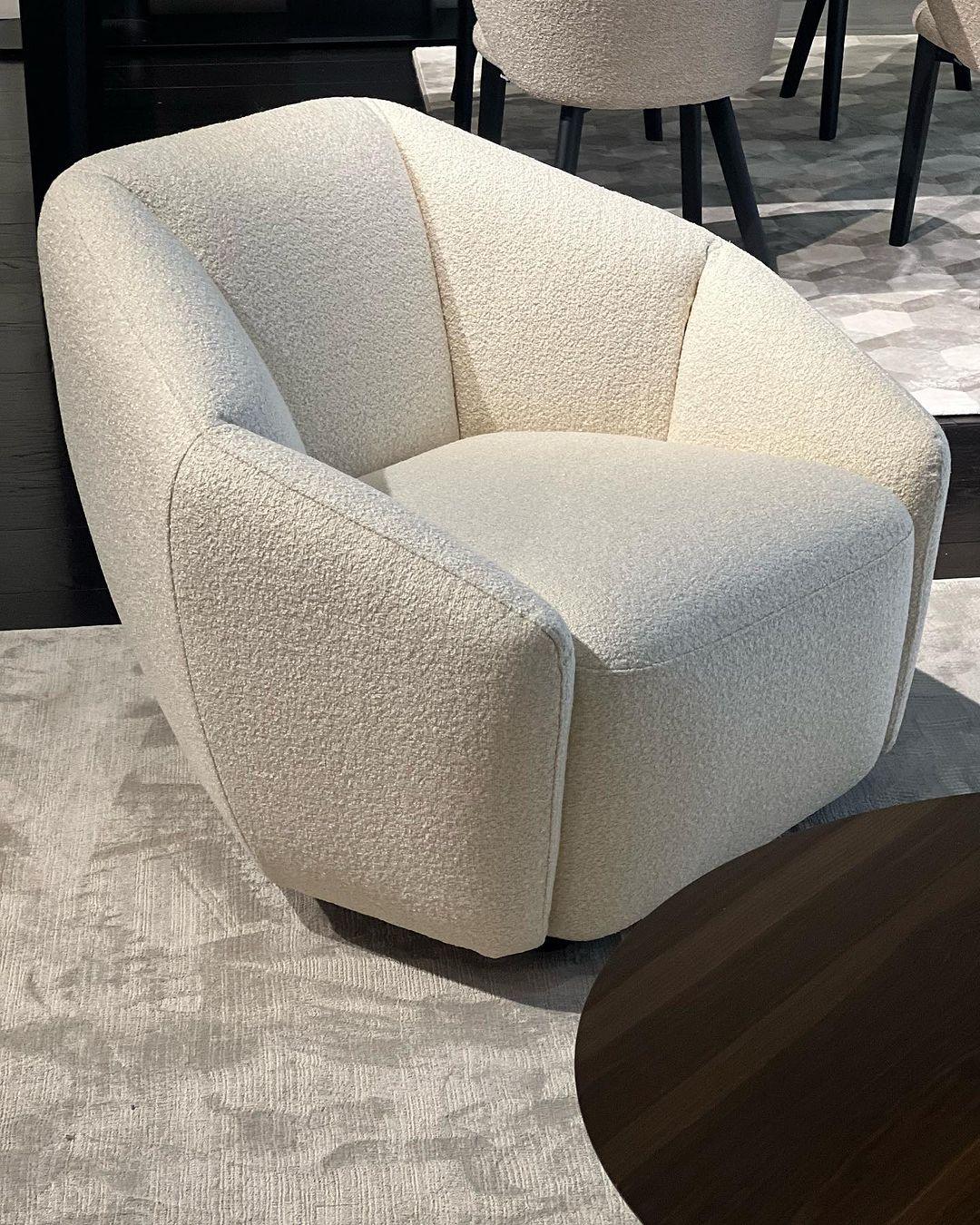 Fotel JILL tapicerowany Calligaris Eye on Design