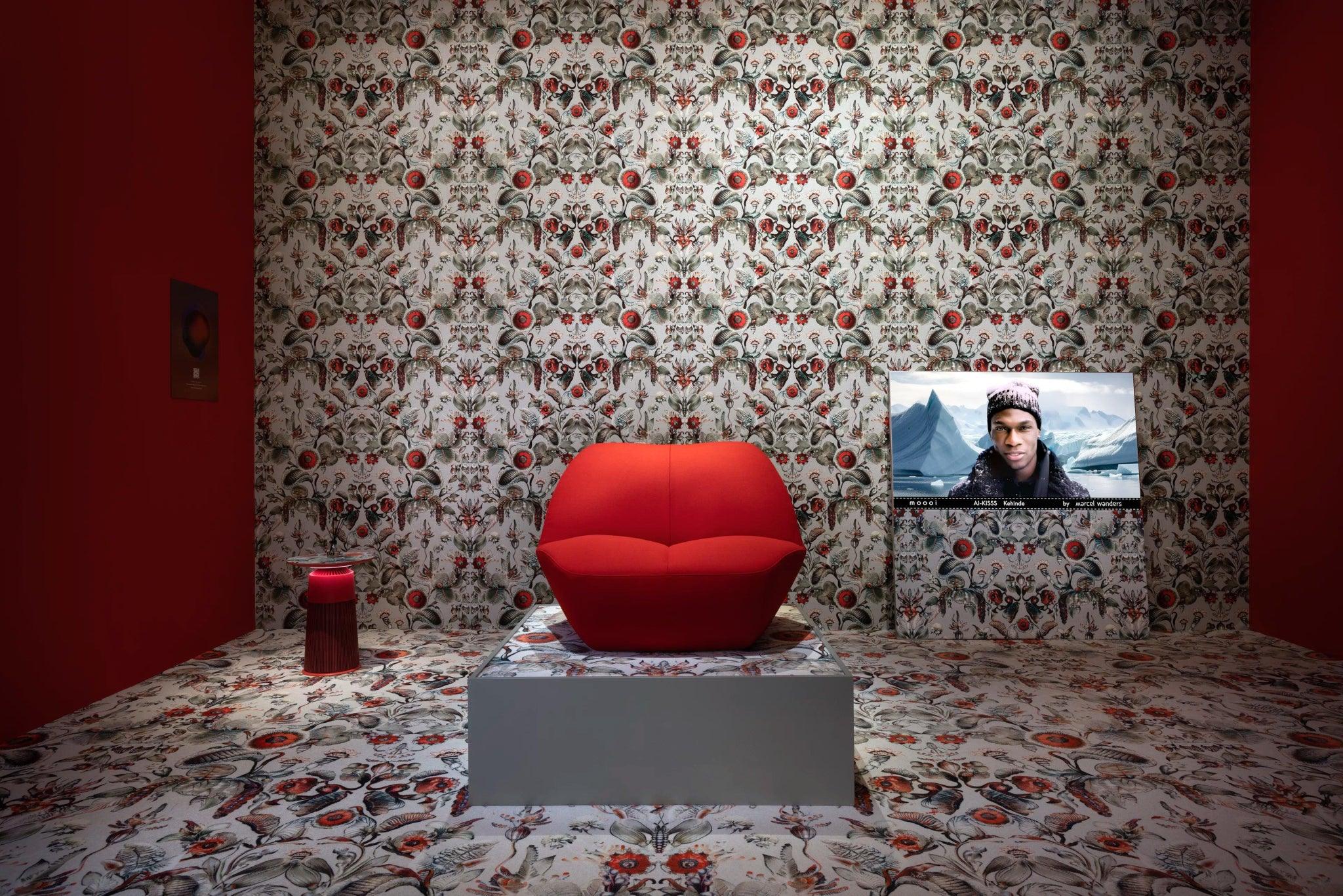 Fotel KISSS tapicerowany Moooi Eye on Design