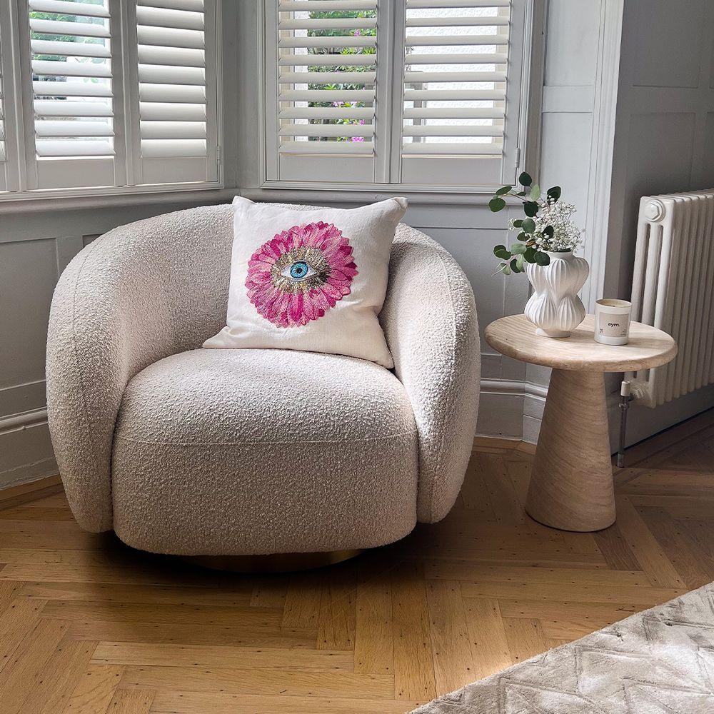 Fotel obrotowy BRICE kremowy boucle Eichholtz Eye on Design