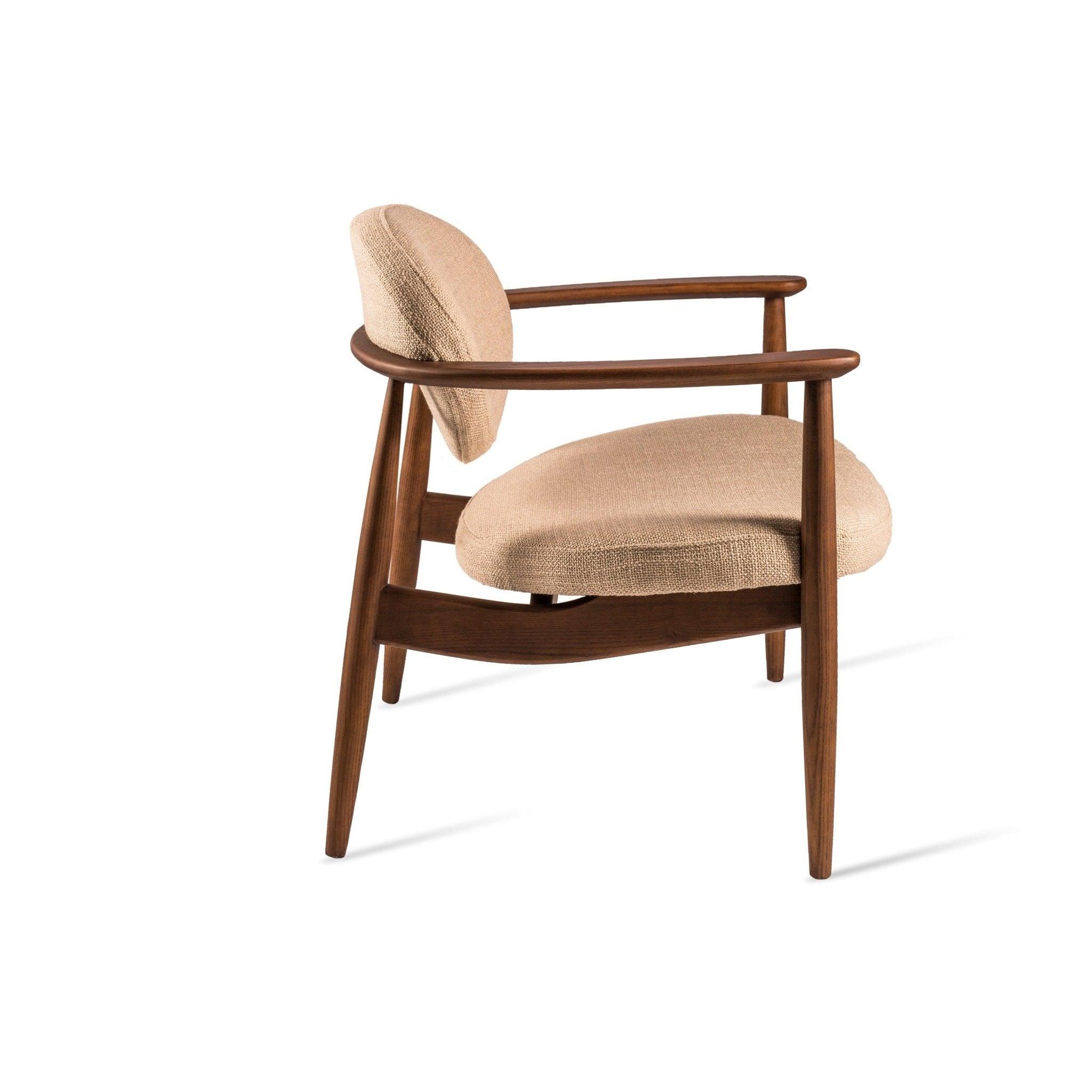 Fotel ROUNDY kremowy z drewnianą podstawą Pols Potten Eye on Design