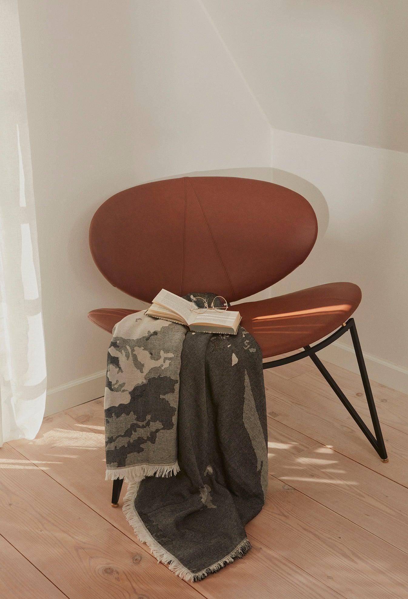 Fotel SEMPER koniakowy AYTM Eye on Design