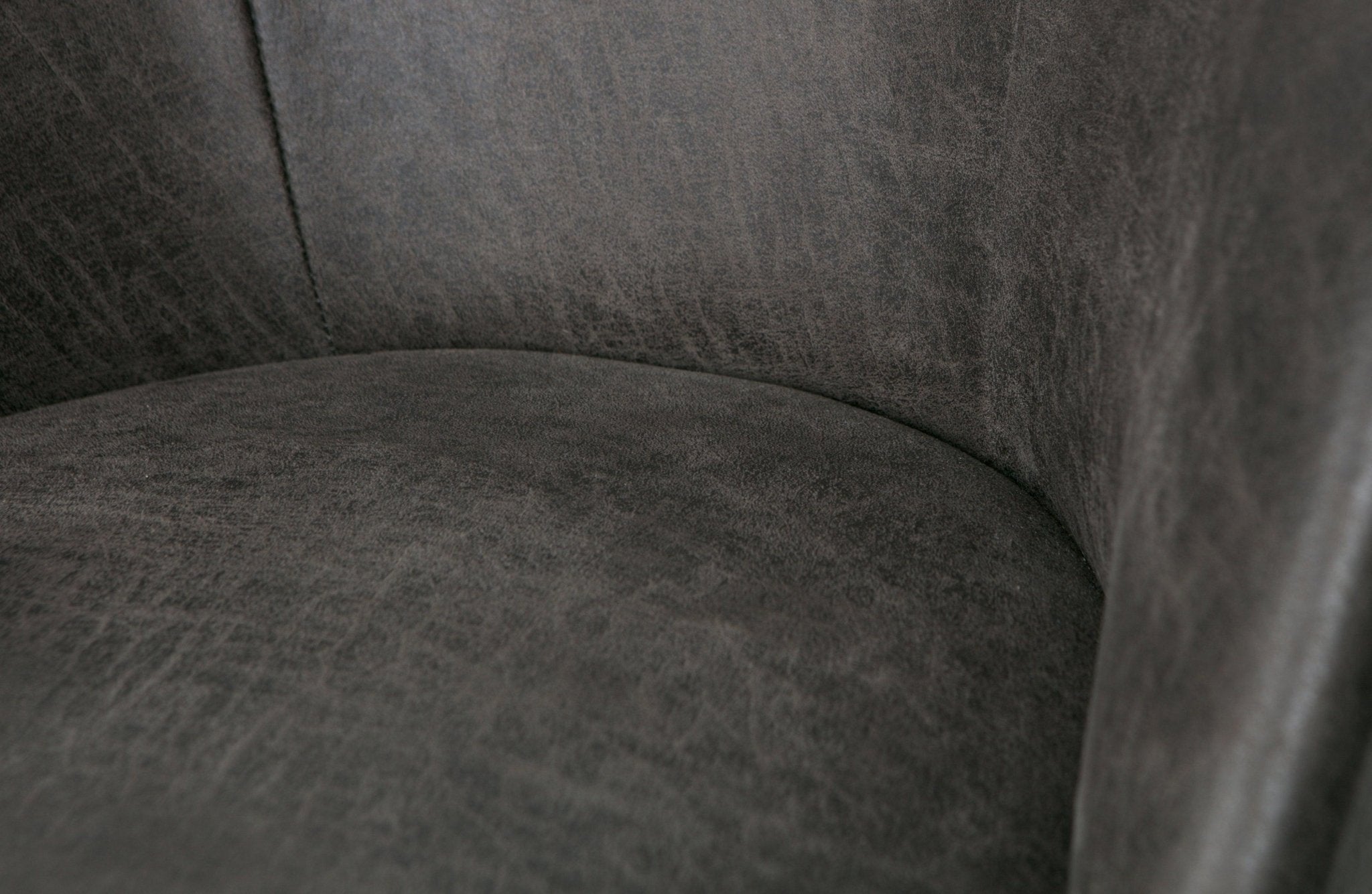 Fotel skórzany VOGUE czarny Be Pure Eye on Design