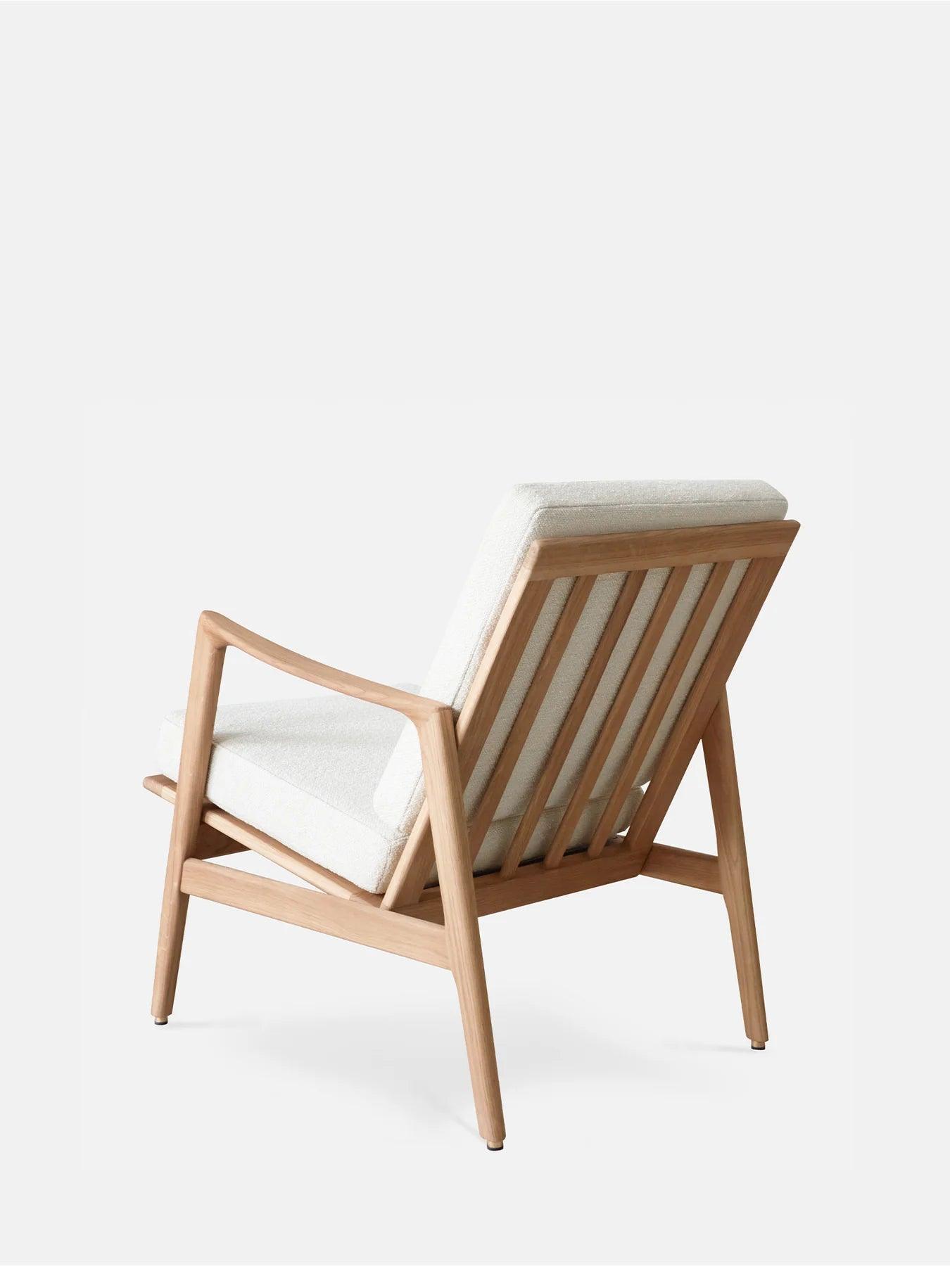 Fotel STEFAN biały w tkaninie Boucle Snow 366 concept Eye on Design