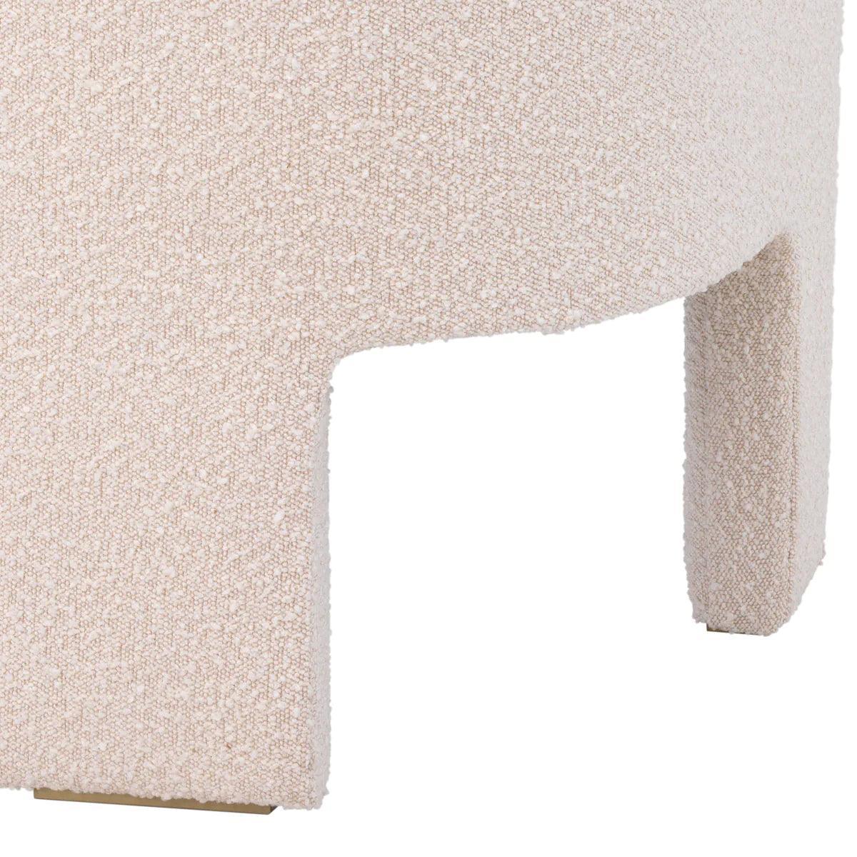 Fotel w tkaninie boucle PEBBLES kremowy Eichholtz Eye on Design