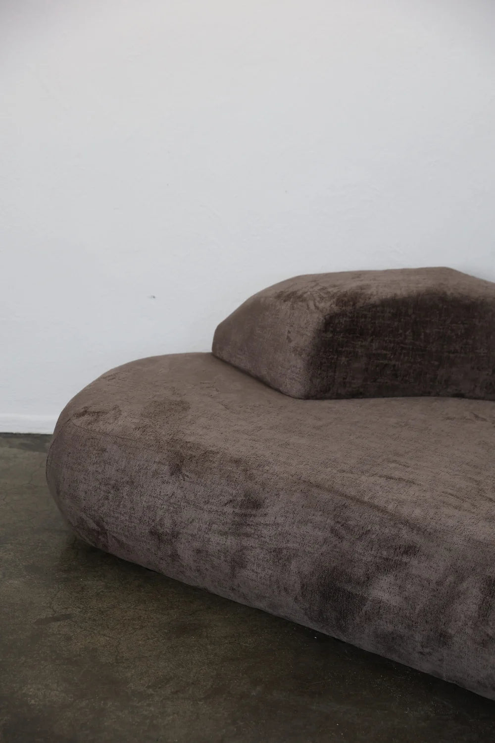 Upholstered Sofa MONUMENT NO 1
