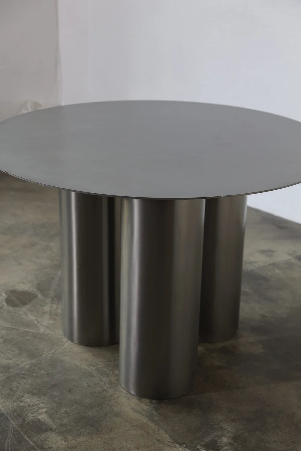 Round Steel Table ZAIRA